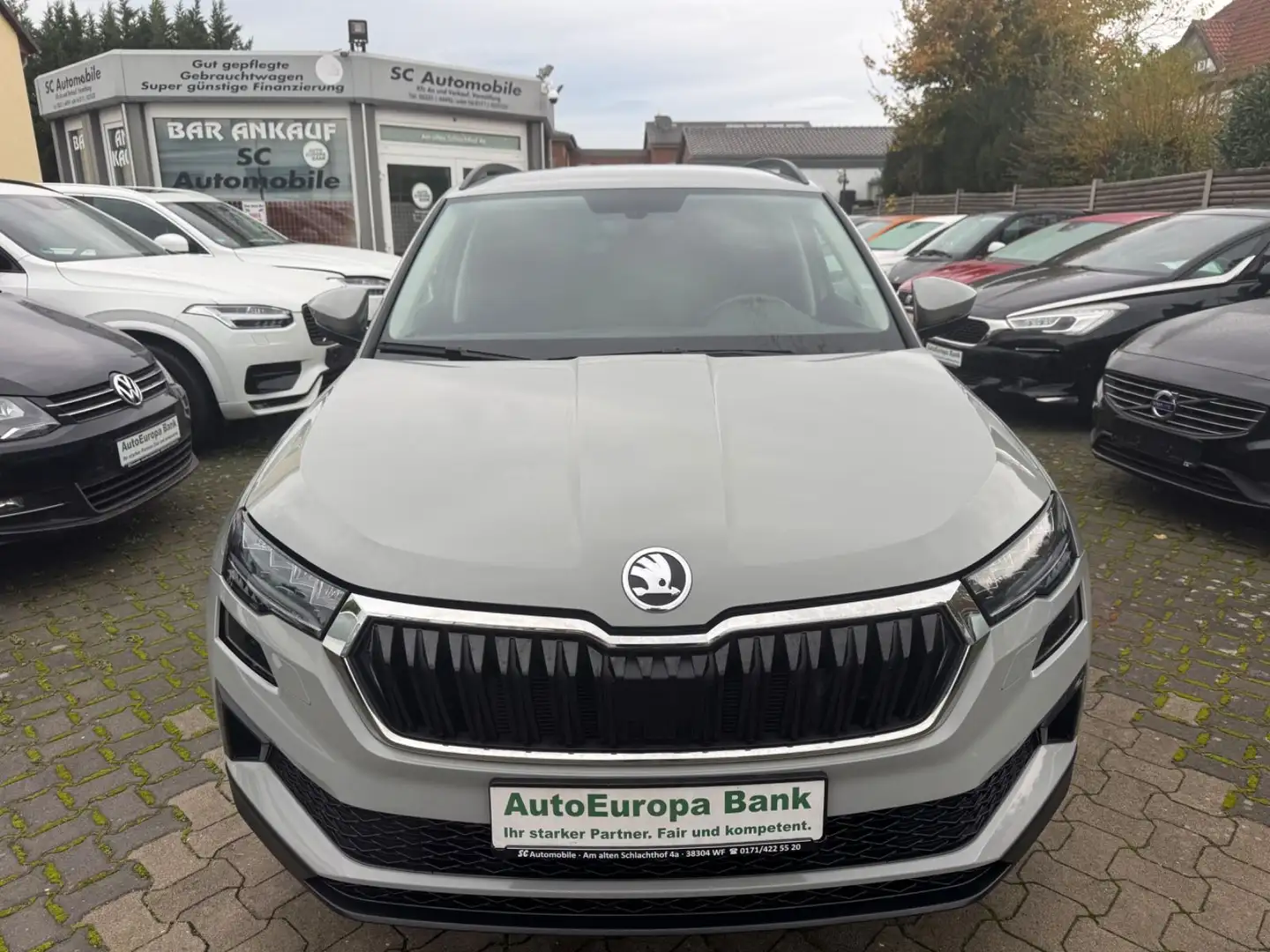 Skoda Karoq Ambition Grau - 2
