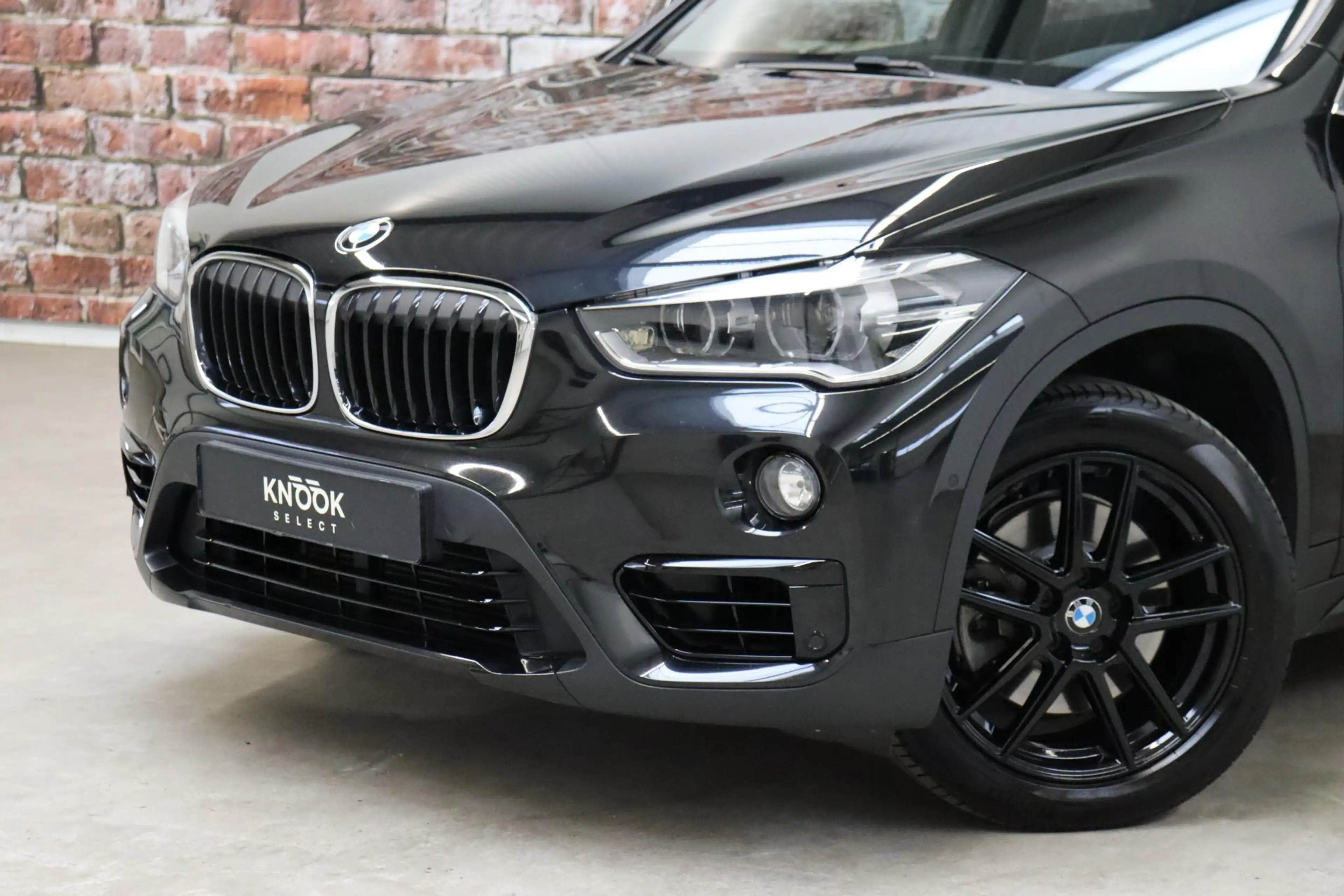 BMW X1 sDrive20i High Executive Sport Line Automaat / Hea — photo 2
