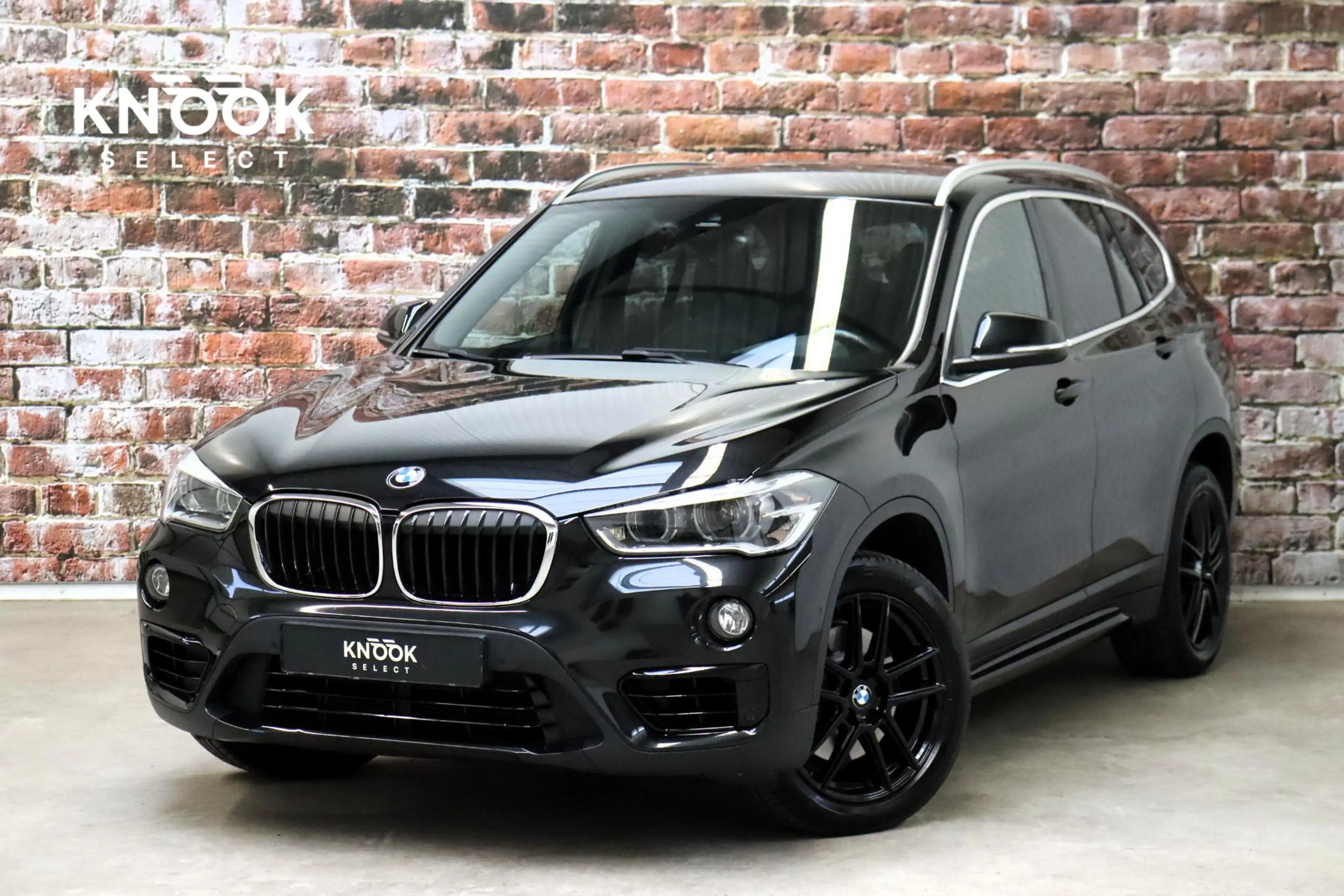 BMW X1 sDrive20i High Executive Sport Line Automaat / Hea