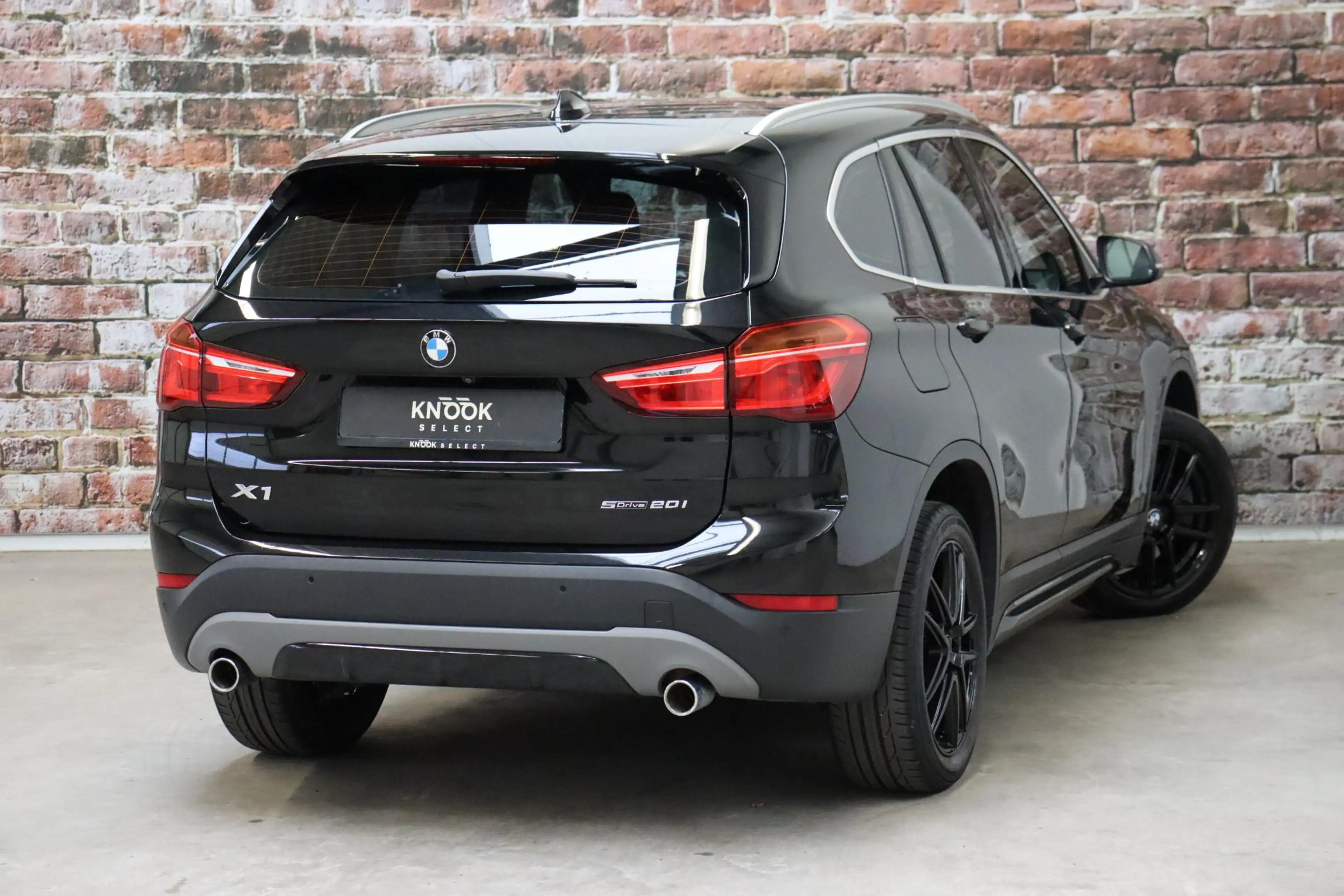 BMW X1 sDrive20i High Executive Sport Line Automaat / Hea — photo 4