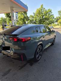 iX2 edrive 20 MSport Pro verde