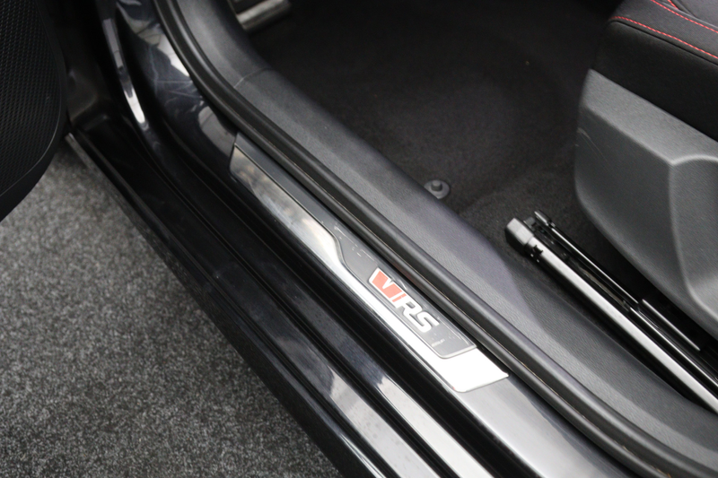 Skoda Octavia Combi 1.4 TSI RS 245 PK iV PHEV Business, Trekhaak — photo 33