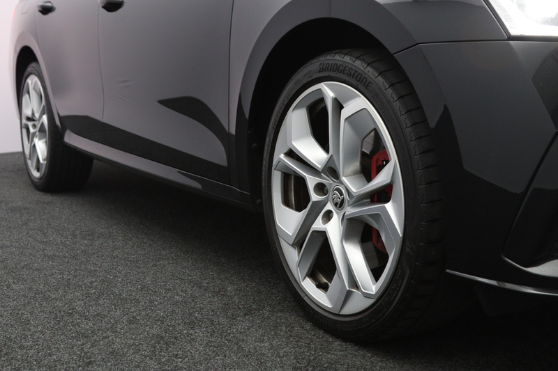 Skoda Octavia Combi 1.4 TSI RS 245 PK iV PHEV Business, Trekhaak — photo 22