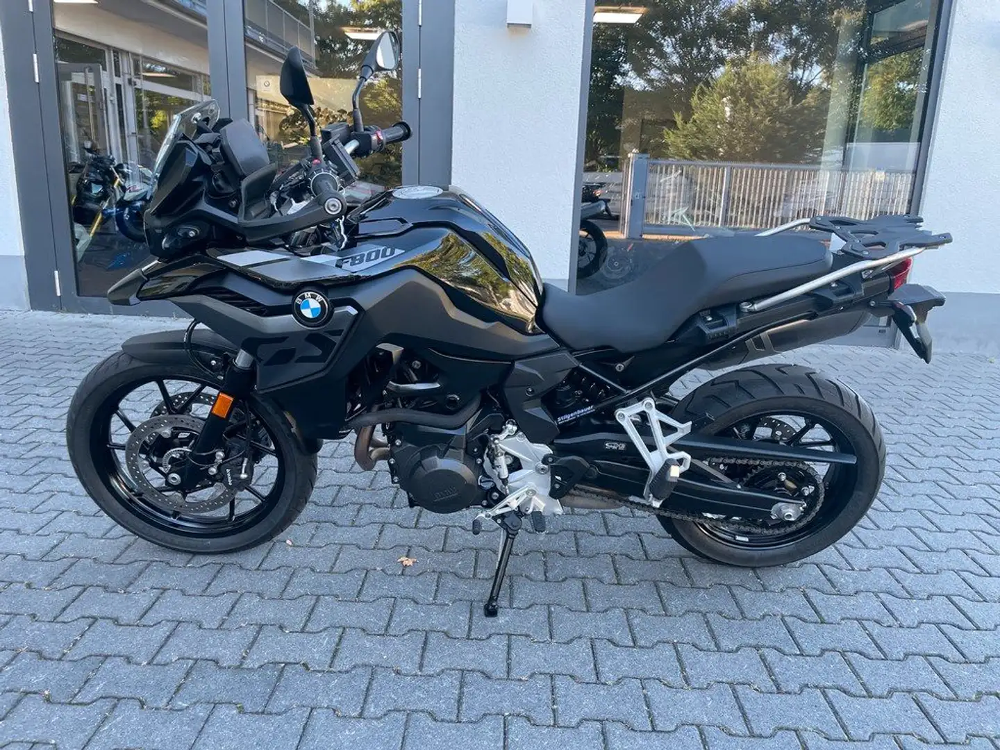 BMW F 800 GS Triple Black Tieferlegung Schwarz - 1