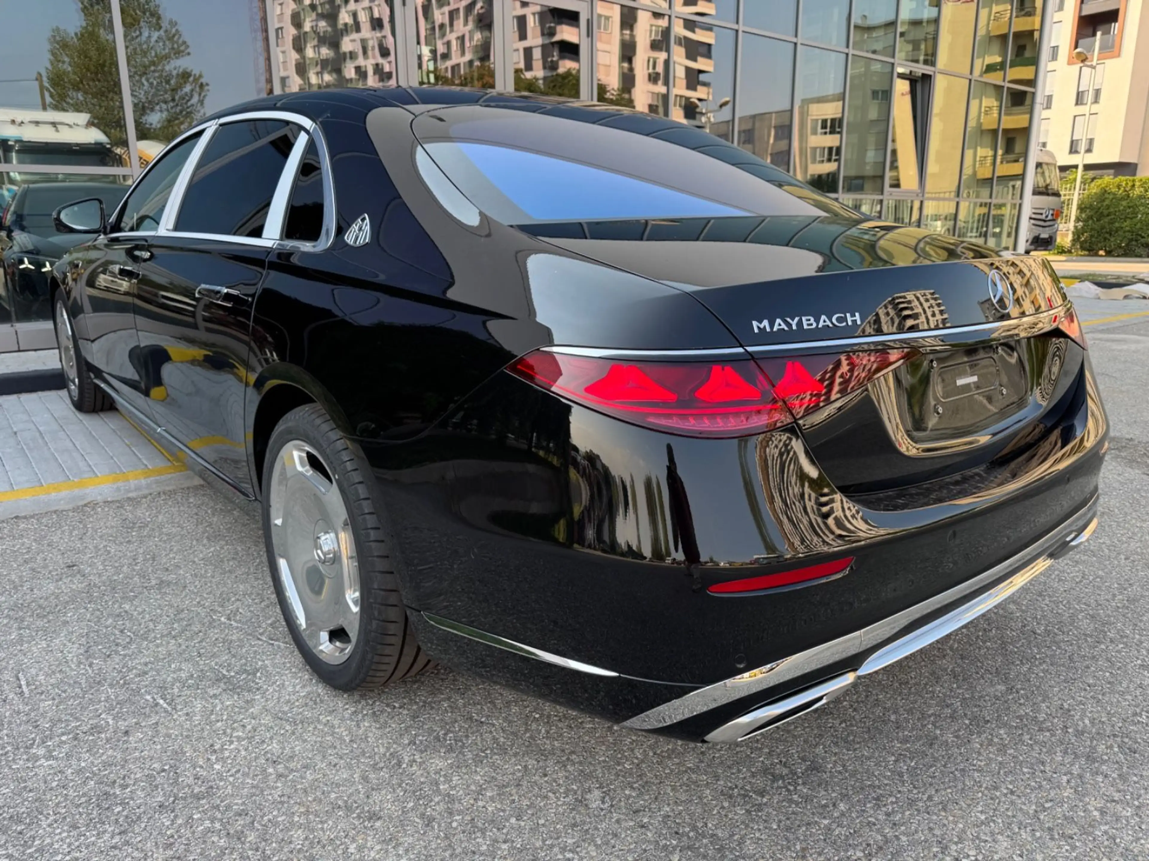 Mercedes-Benz S 580 MAYBACH|E-BODY|4D-BURMESTER|CHAMPAGNE|MY27| — photo 4