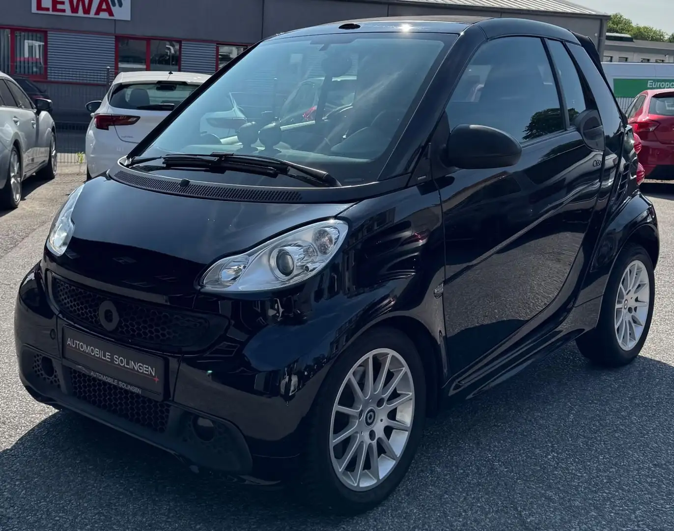 smart forTwo cabrio MHD AUT+ALLWETTER+KLIMA+SHZ+ZV+ Schwarz - 1