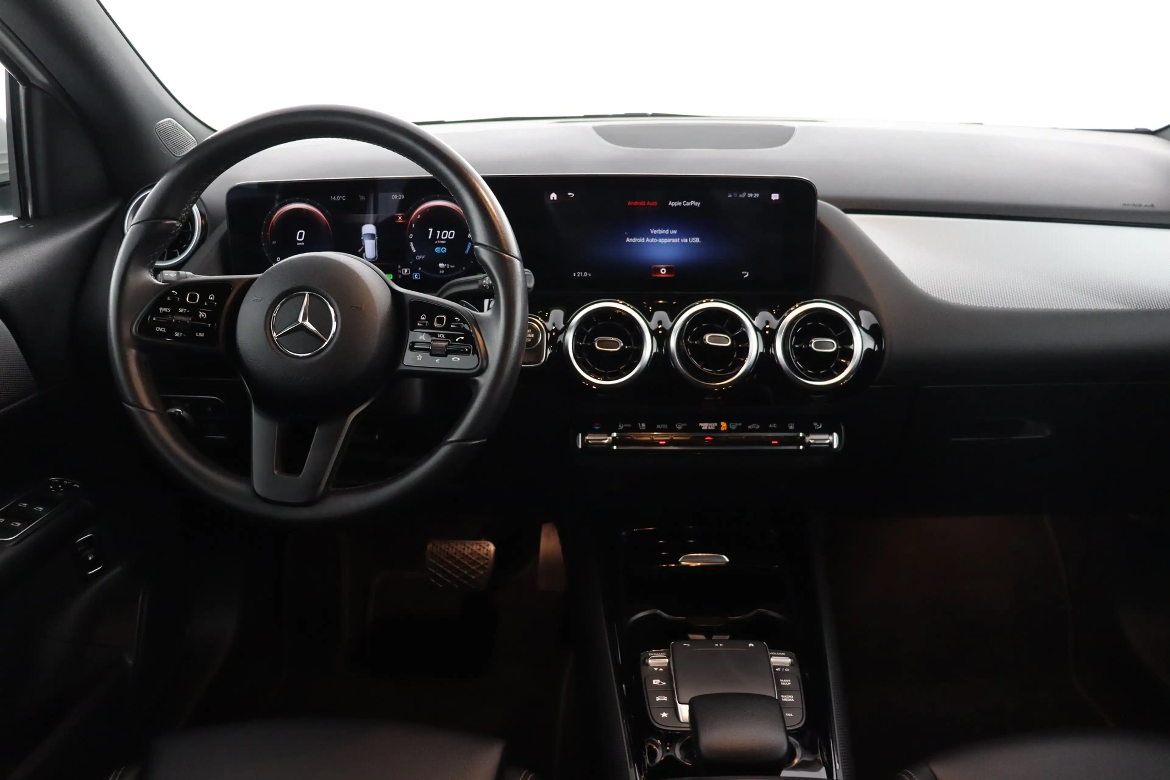 Mercedes-Benz GLA 250 e BUS.SOLUTION iA 8G-DCT + GPS + CARPLAY + CAMERA — photo 9