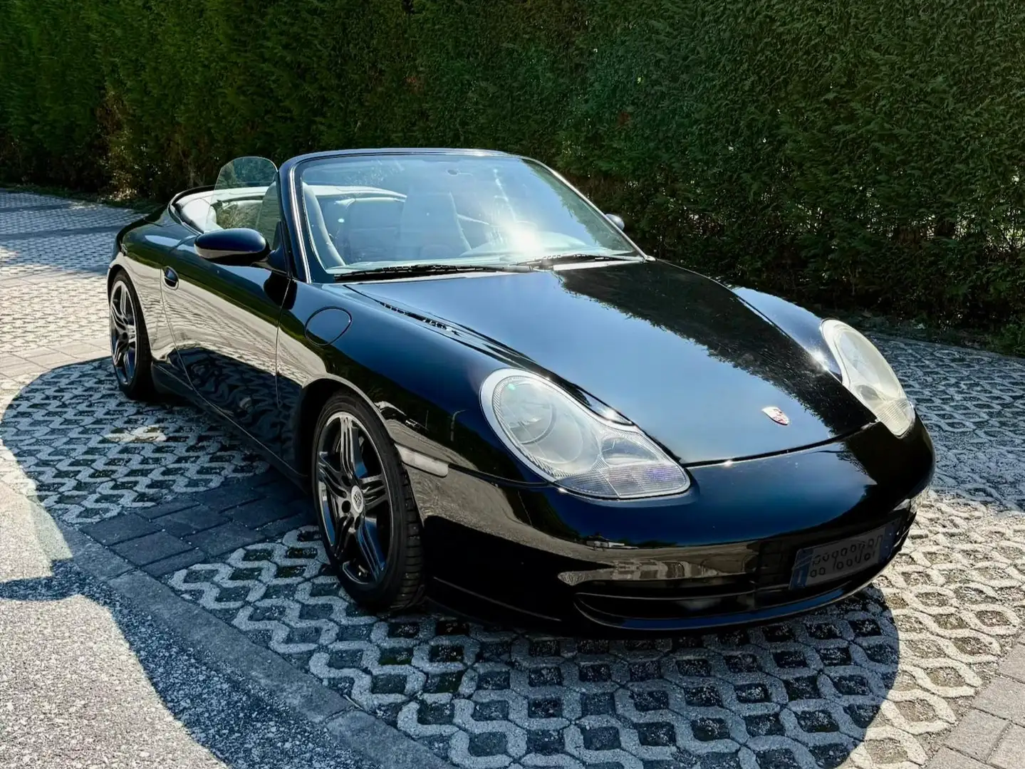 Porsche 996 911 Carrera 4 Cabrio - 2