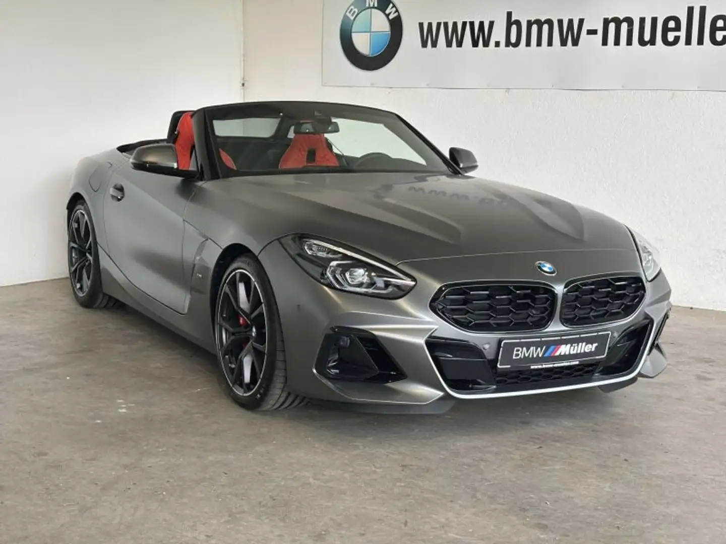 BMW 520 Z4 M40i siva - 1