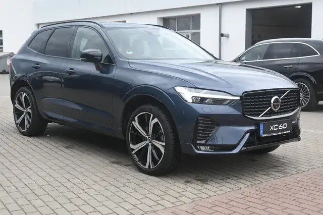 Volvo XC60 view 7