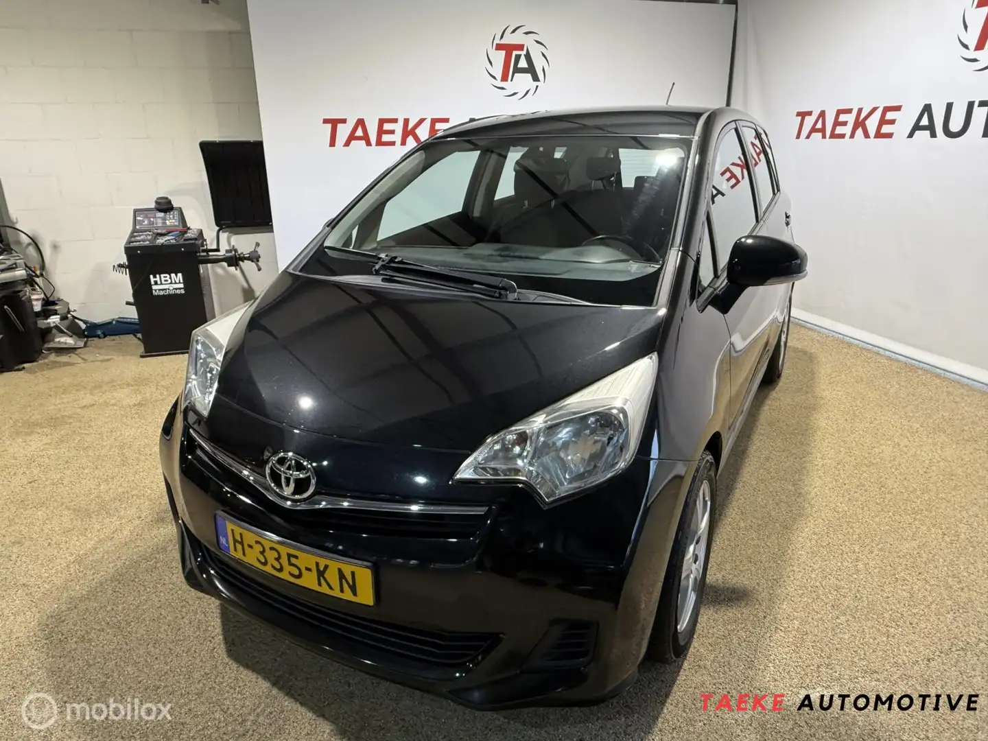Toyota Verso-S 1.3 VVT-i Comfort APK/AIRCO/CAMERA Schwarz - 1