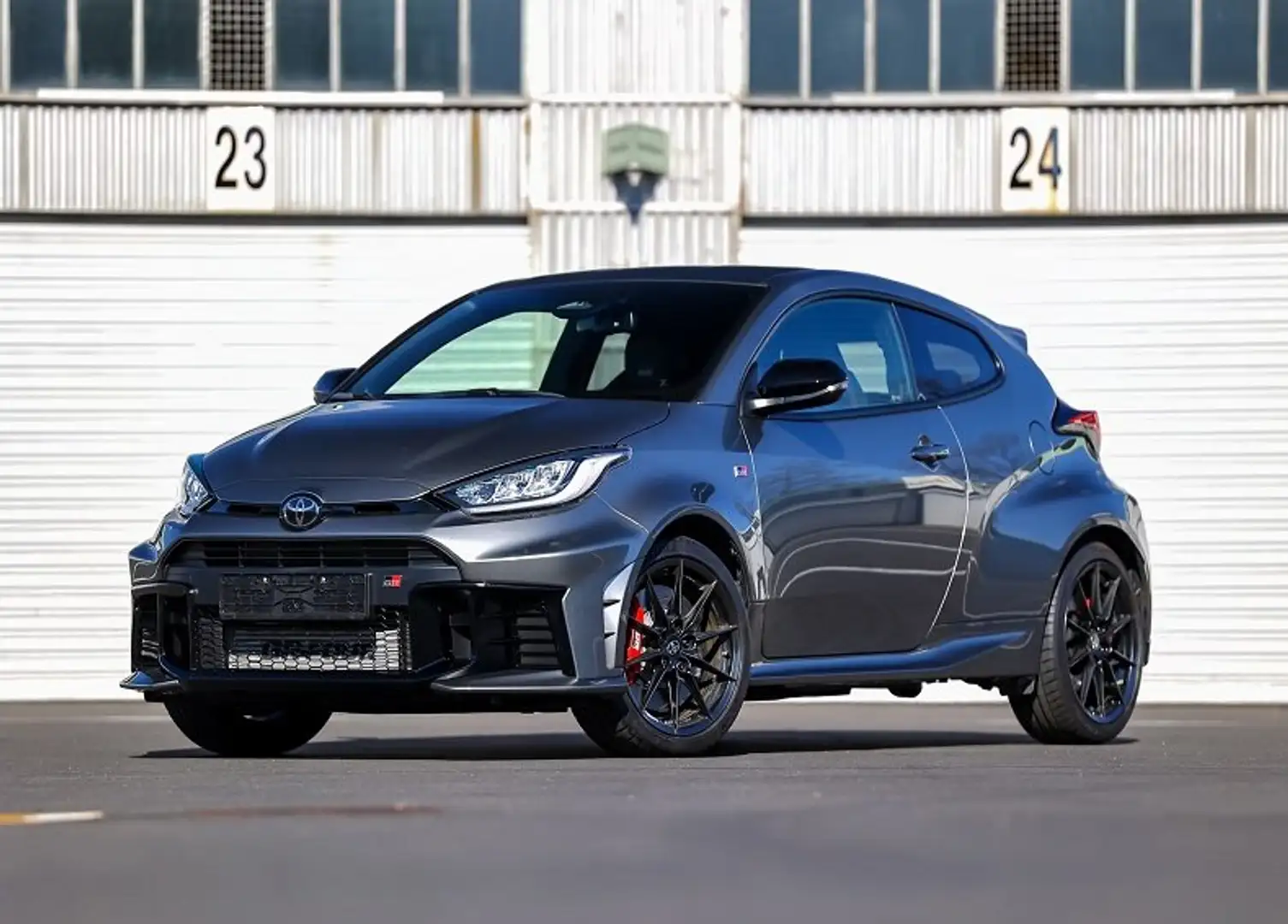 Toyota Yaris Yaris 5p 1.8 ts Navy Nero - 2