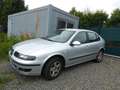 SEAT Leon Stella Silber - thumbnail 1