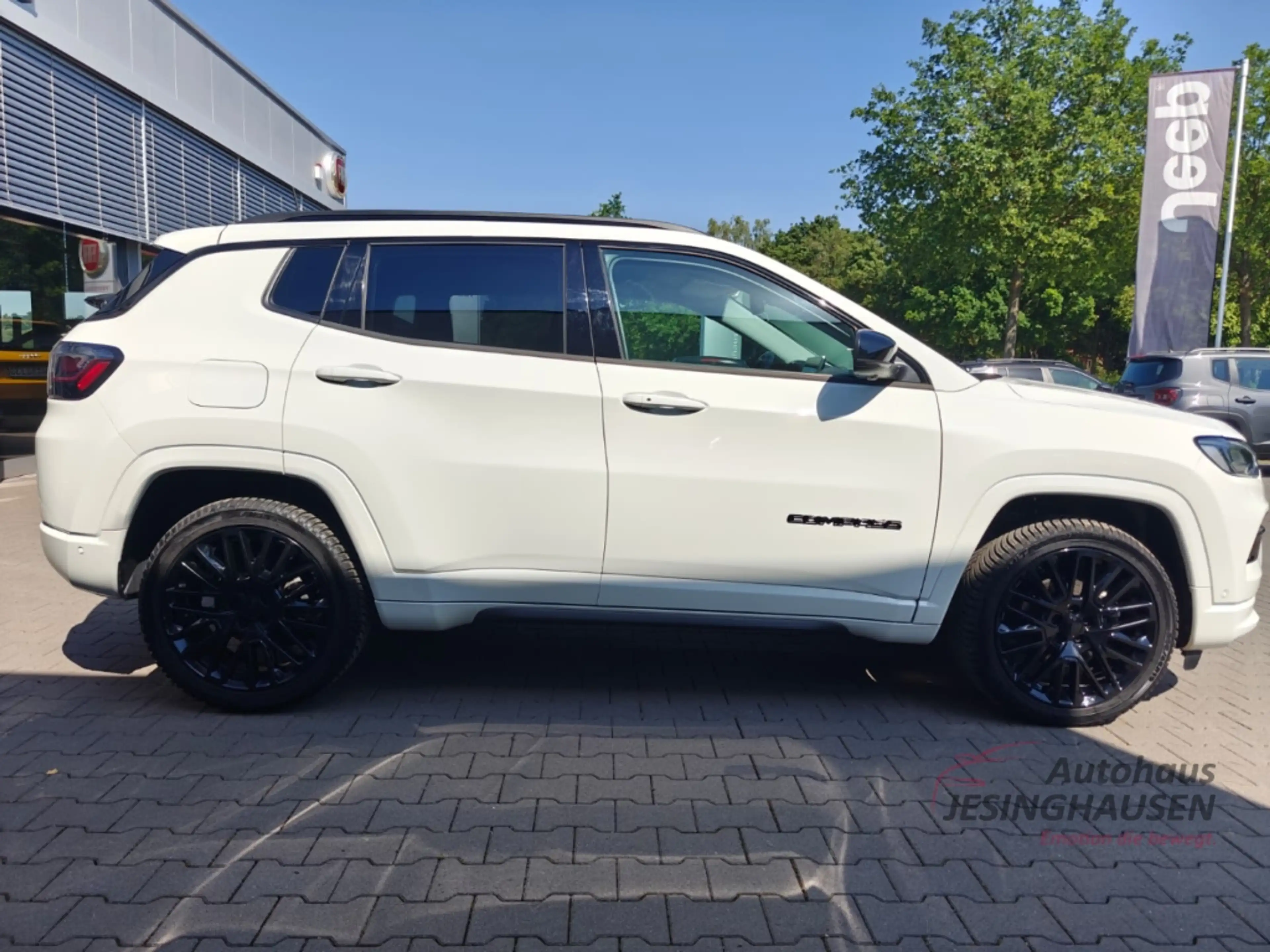 Jeep Compass e-Hybrid+WinterP.+LED+ Apple CarPlay+Android Auto+ — photo 4
