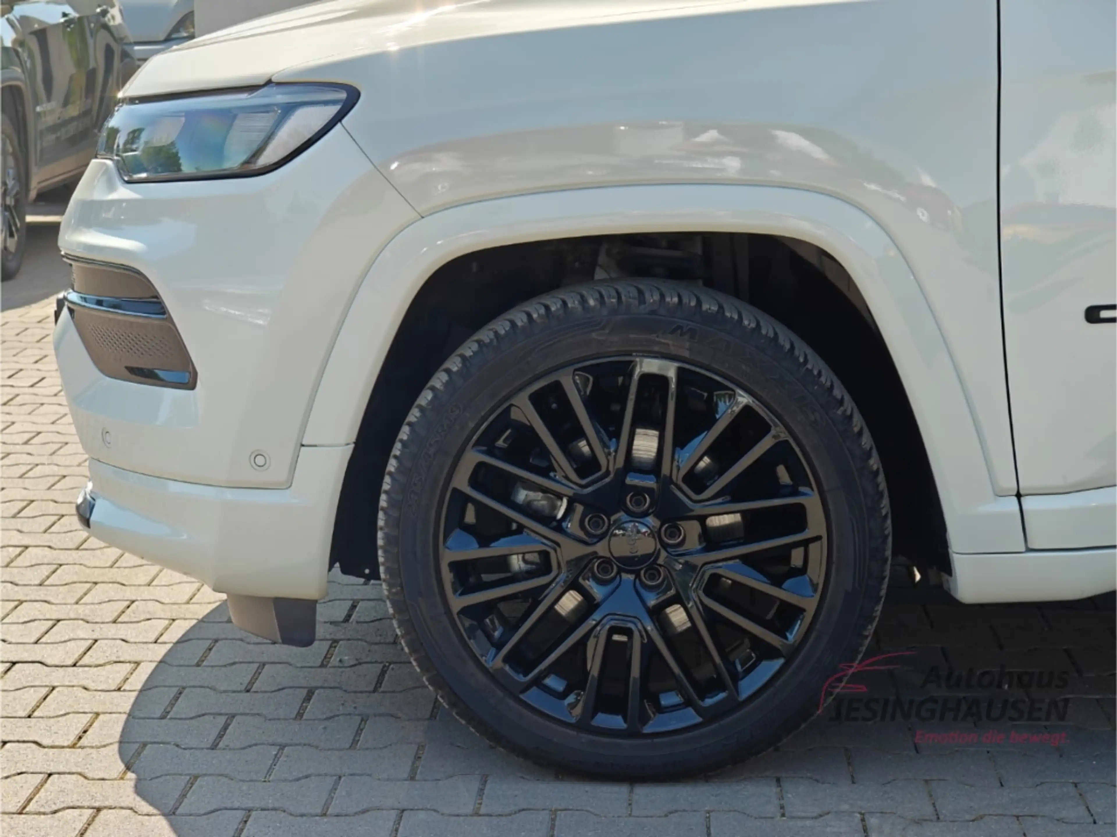 Jeep Compass e-Hybrid+WinterP.+LED+ Apple CarPlay+Android Auto+ — photo 12