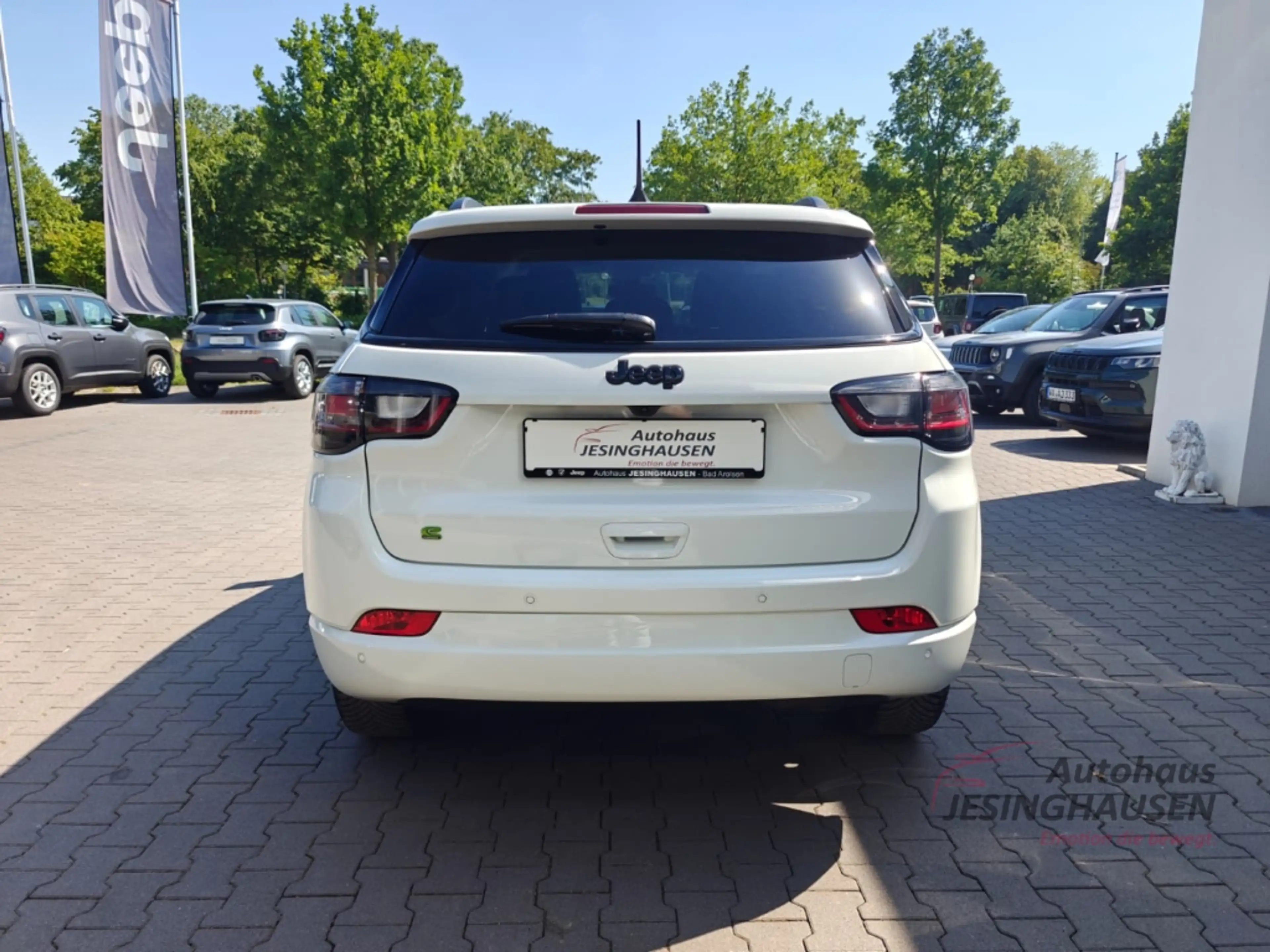 Jeep Compass e-Hybrid+WinterP.+LED+ Apple CarPlay+Android Auto+ — photo 6