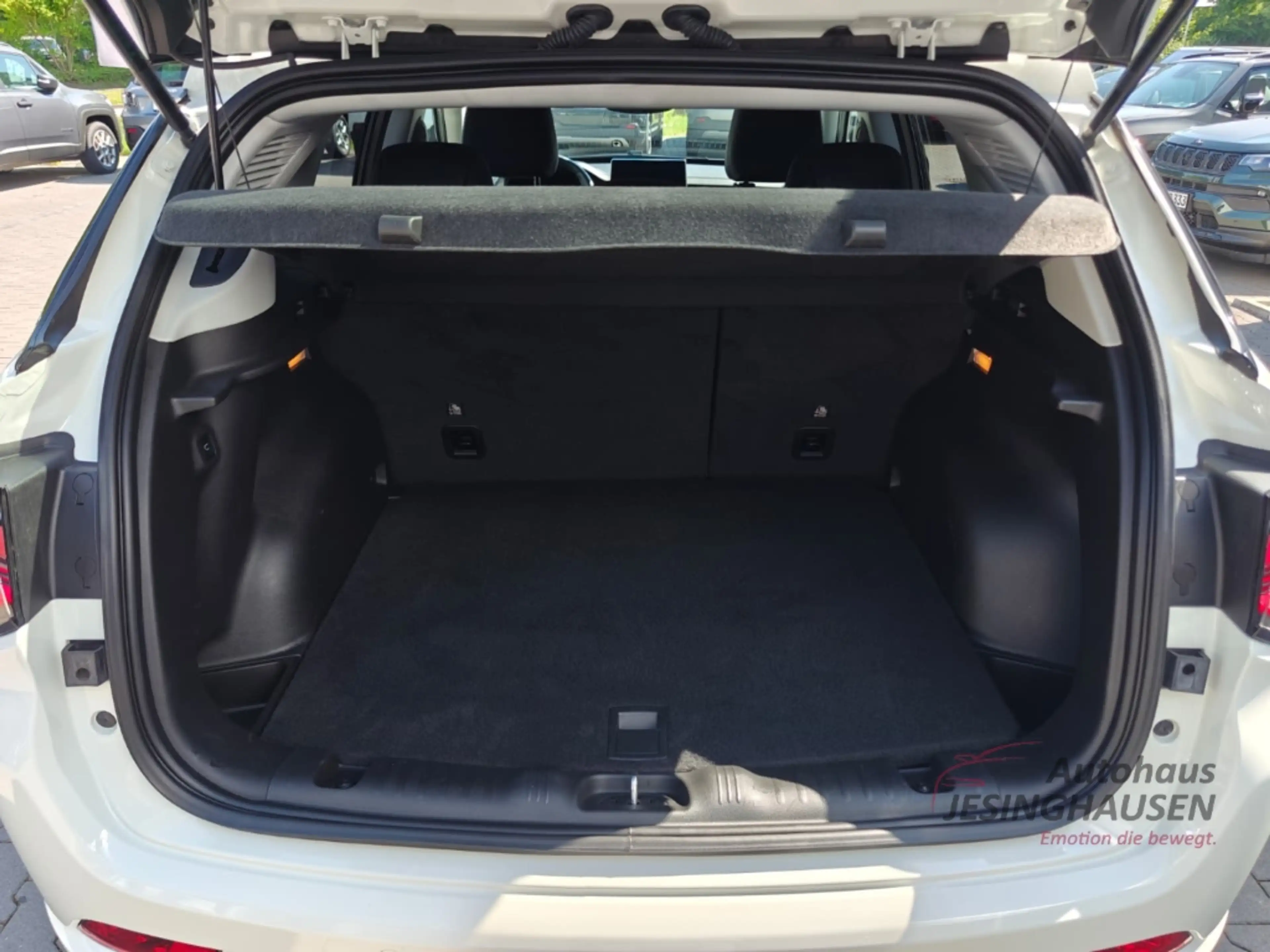 Jeep Compass e-Hybrid+WinterP.+LED+ Apple CarPlay+Android Auto+ — photo 8