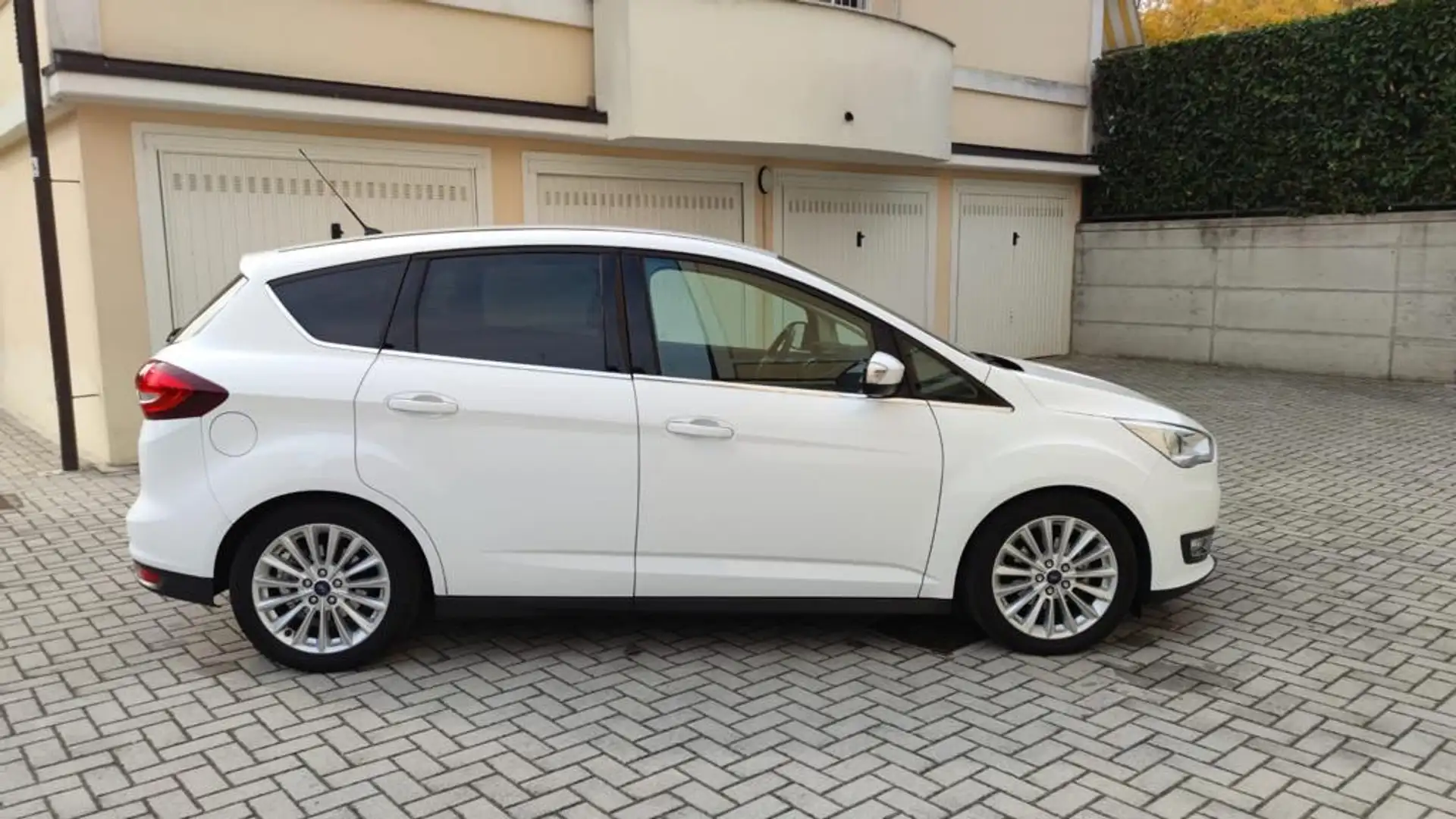 Ford C-Max 1.5 tdci Titanium X s&s 120cv powershift - 1