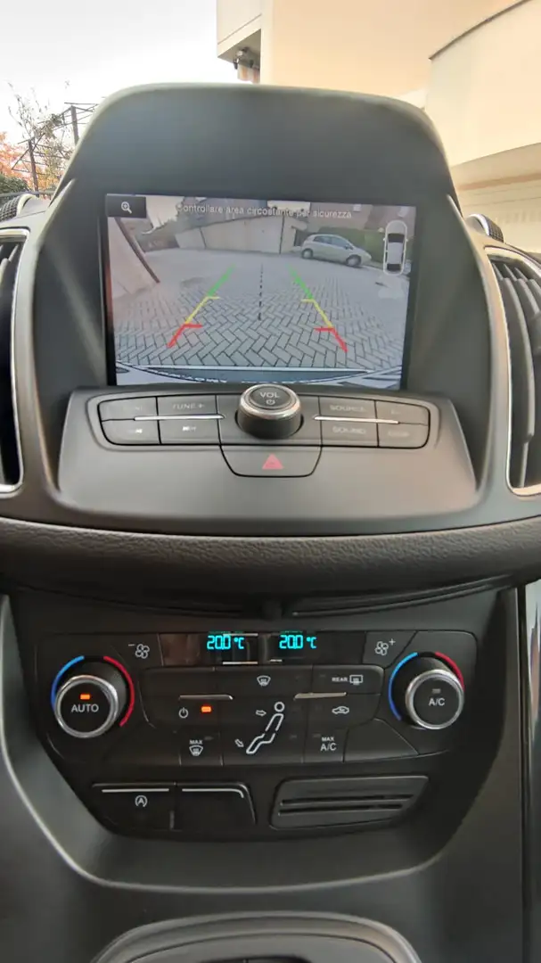 Ford C-Max 1.5 tdci Titanium X s&s 120cv powershift - 2
