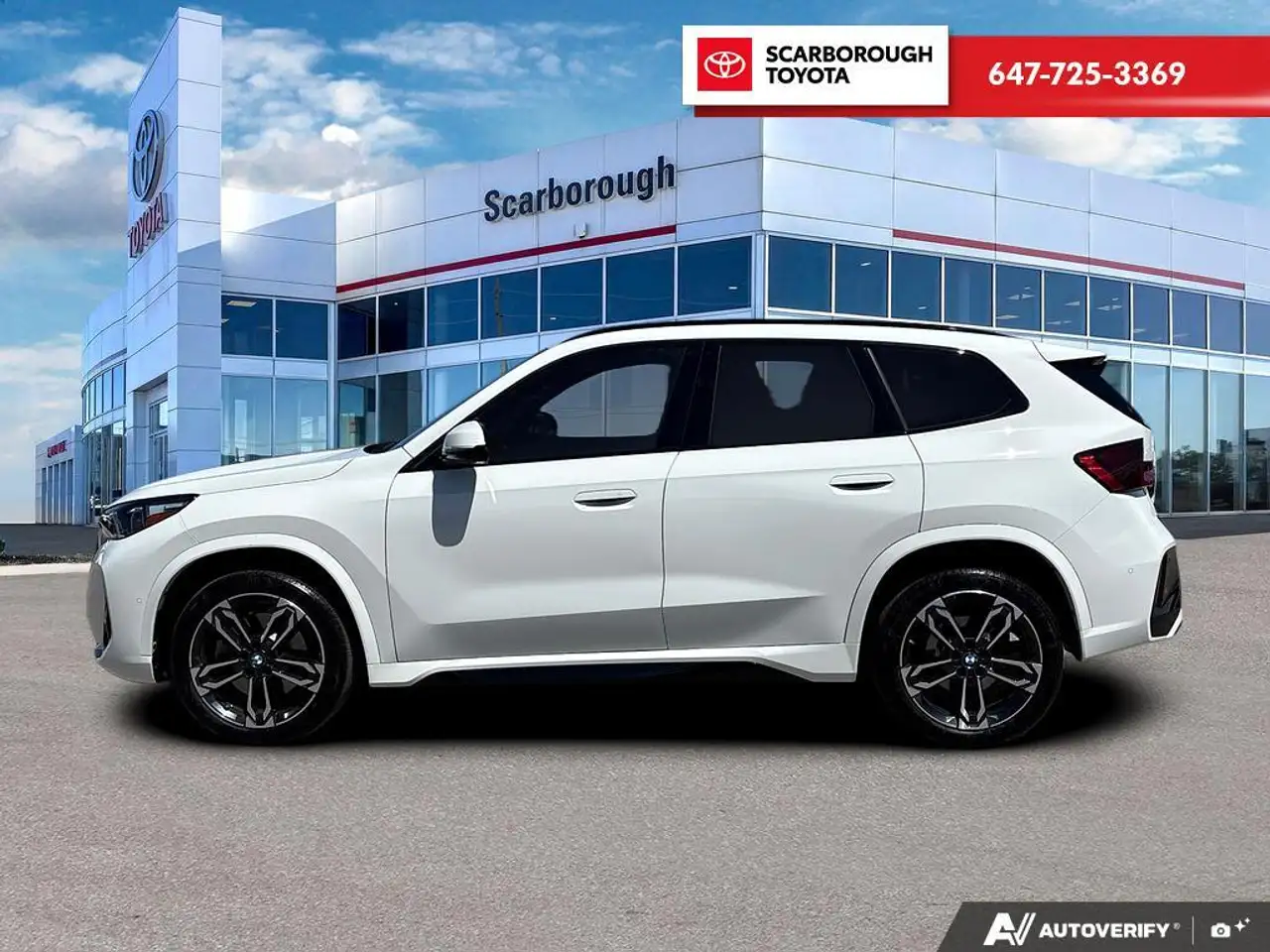 BMW X1 снимка BMW X1