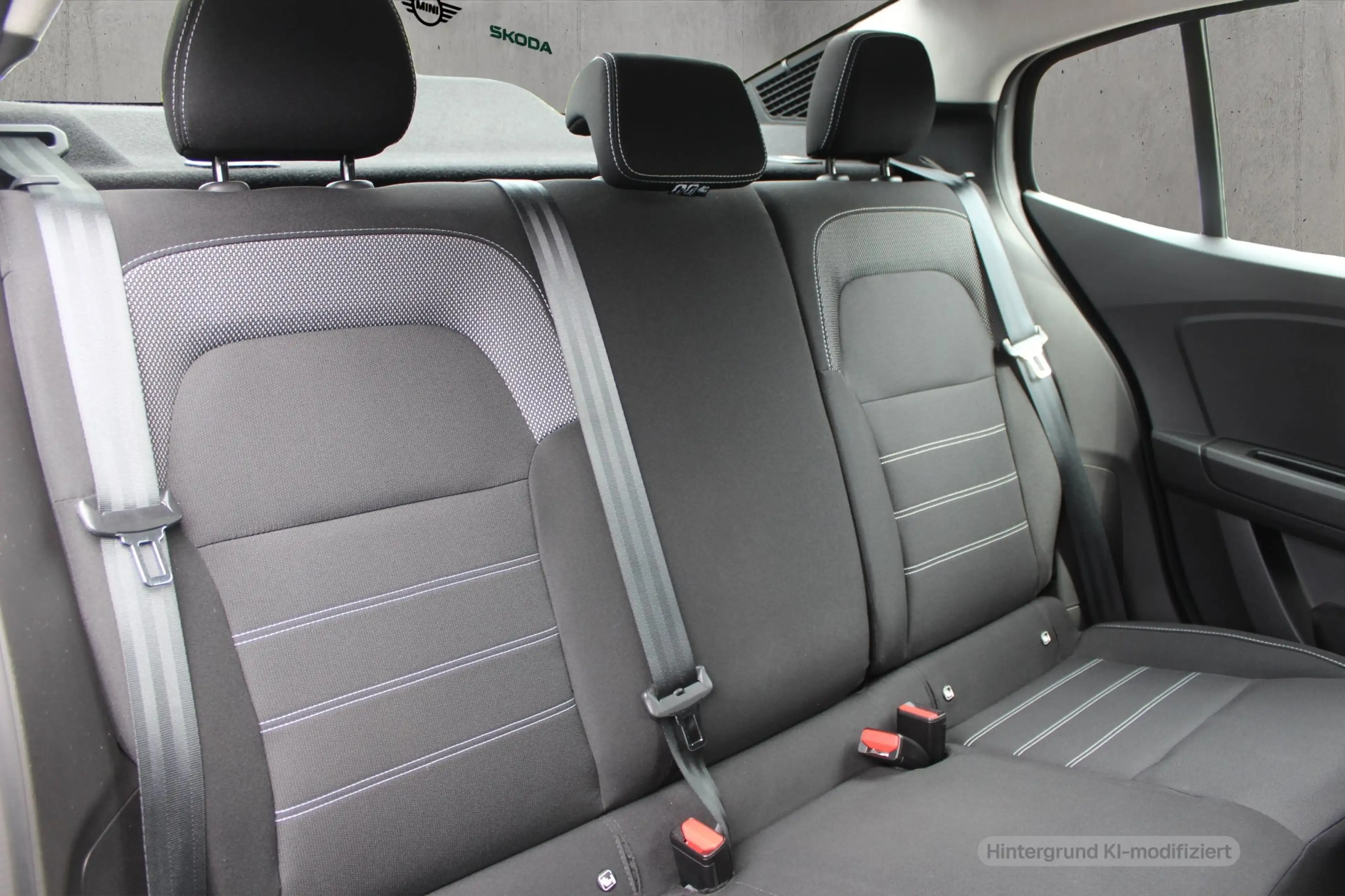 Dacia Logan — photo 9