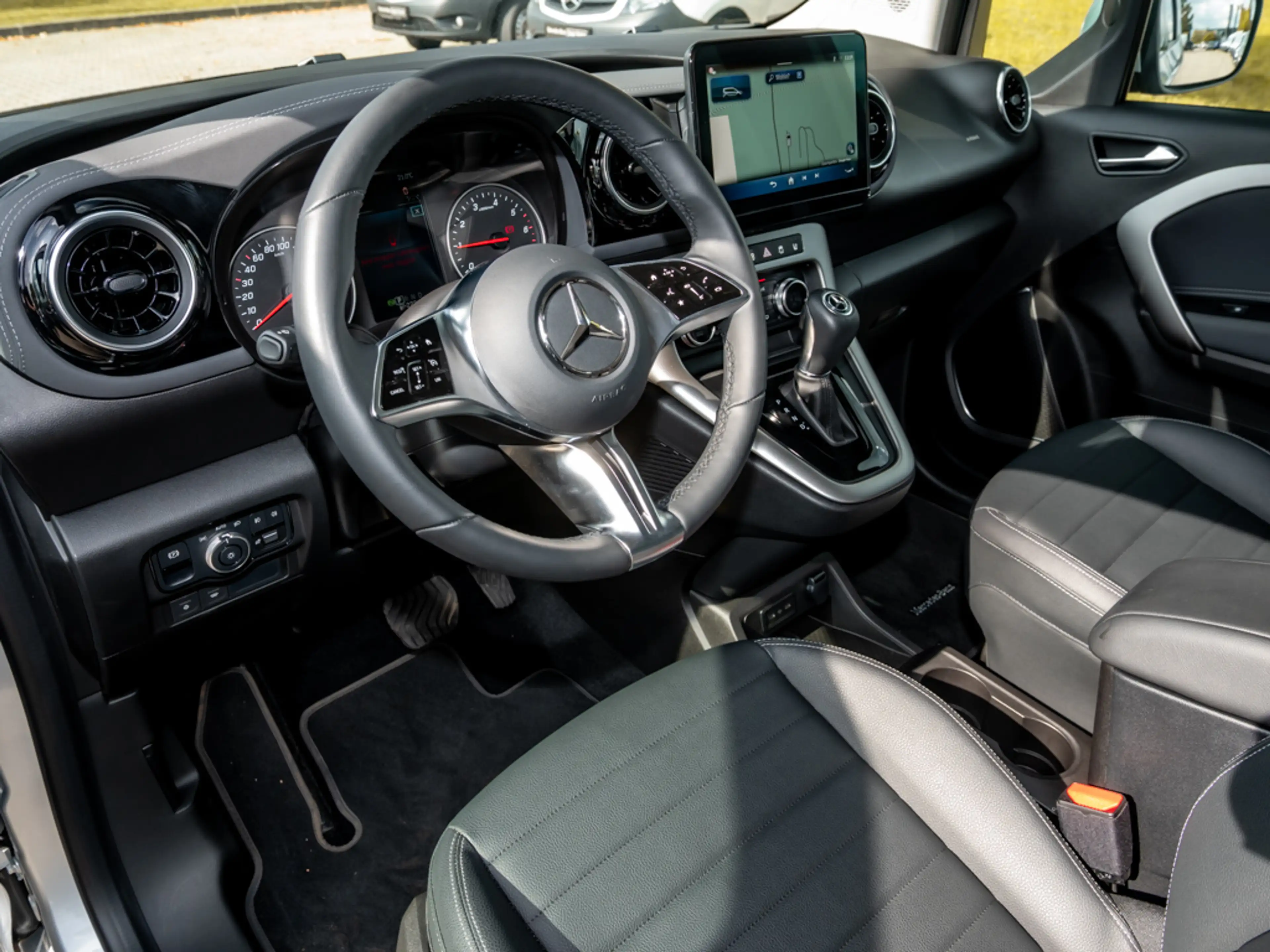 Mercedes-Benz T-Class T 180 PROGRESSIVE 5 SITZE 7G-TRONIC MBUX KAMERA — photo 9