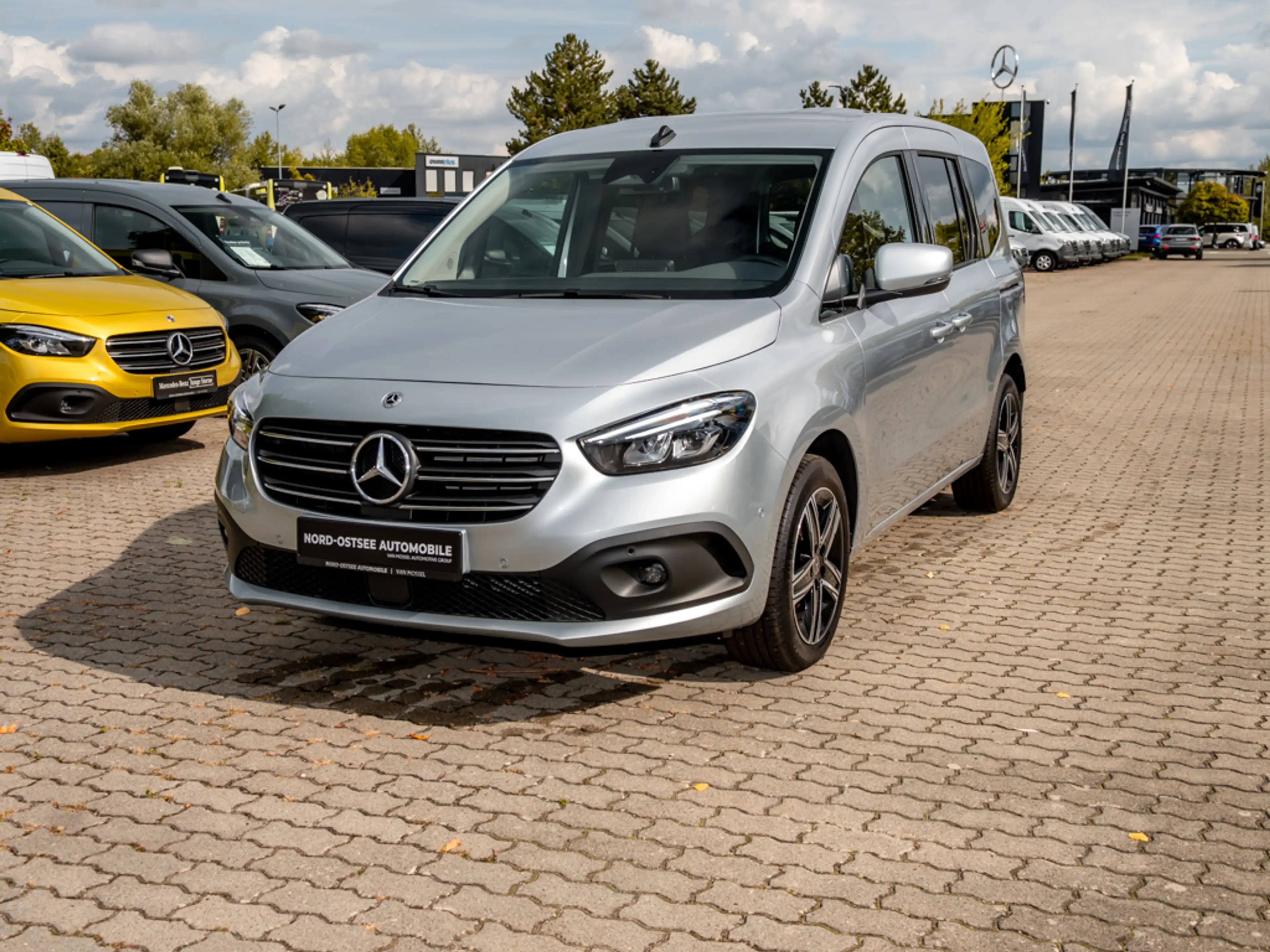 Mercedes-Benz T-Class T 180 PROGRESSIVE 5 SITZE 7G-TRONIC MBUX KAMERA — photo 8