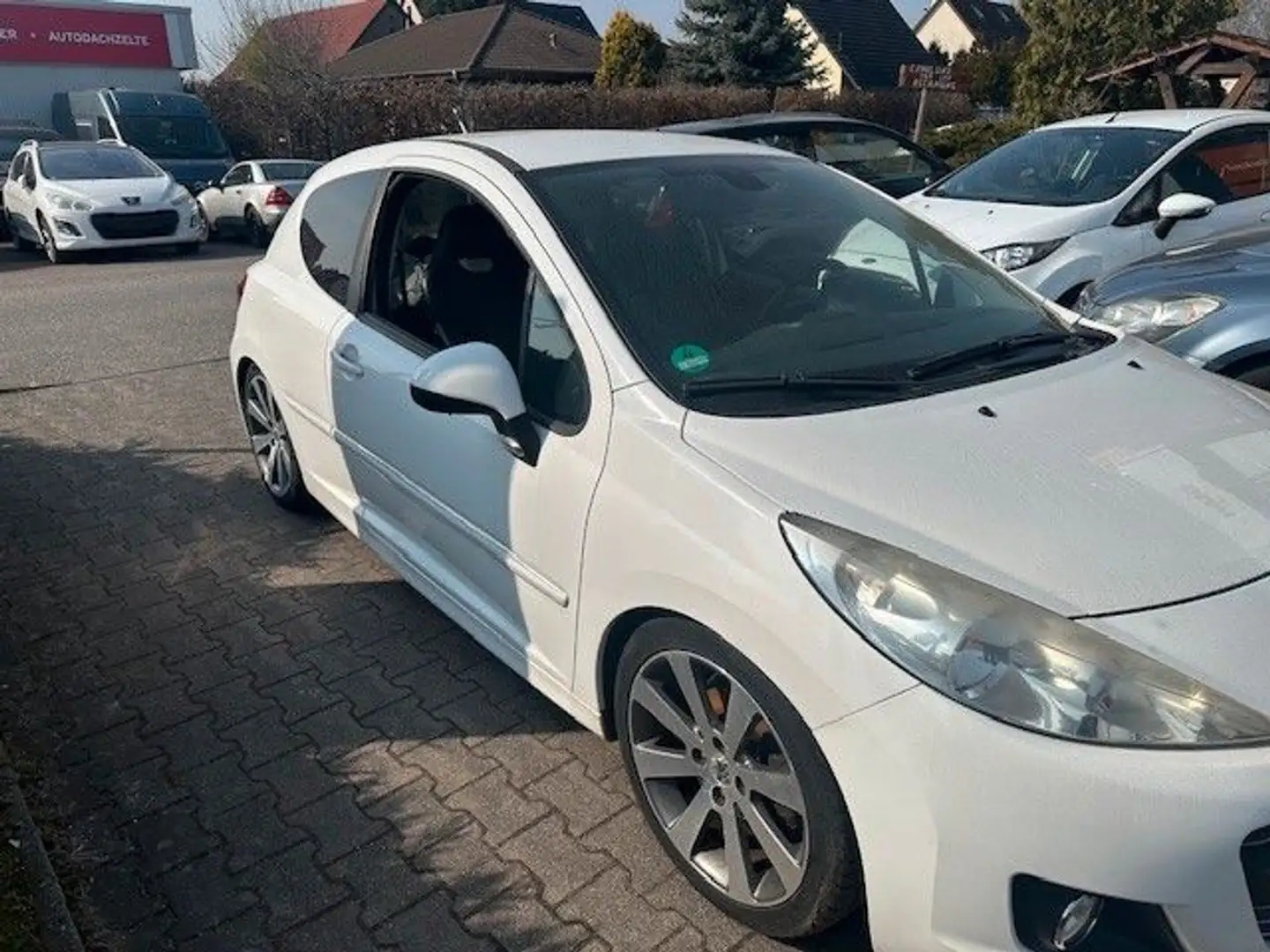 Peugeot 207 Sportium Beyaz - 1