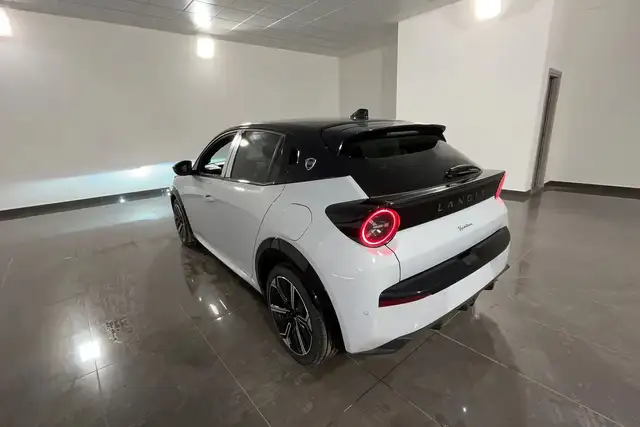 Lancia Y view 6