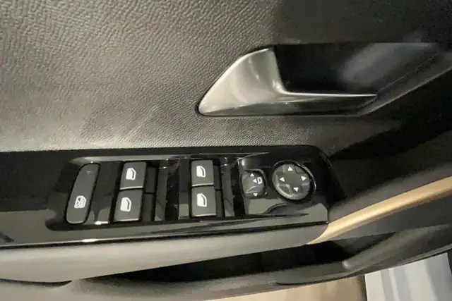 Lancia Y view 19