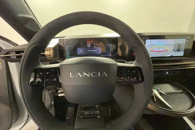 Lancia Y view 13