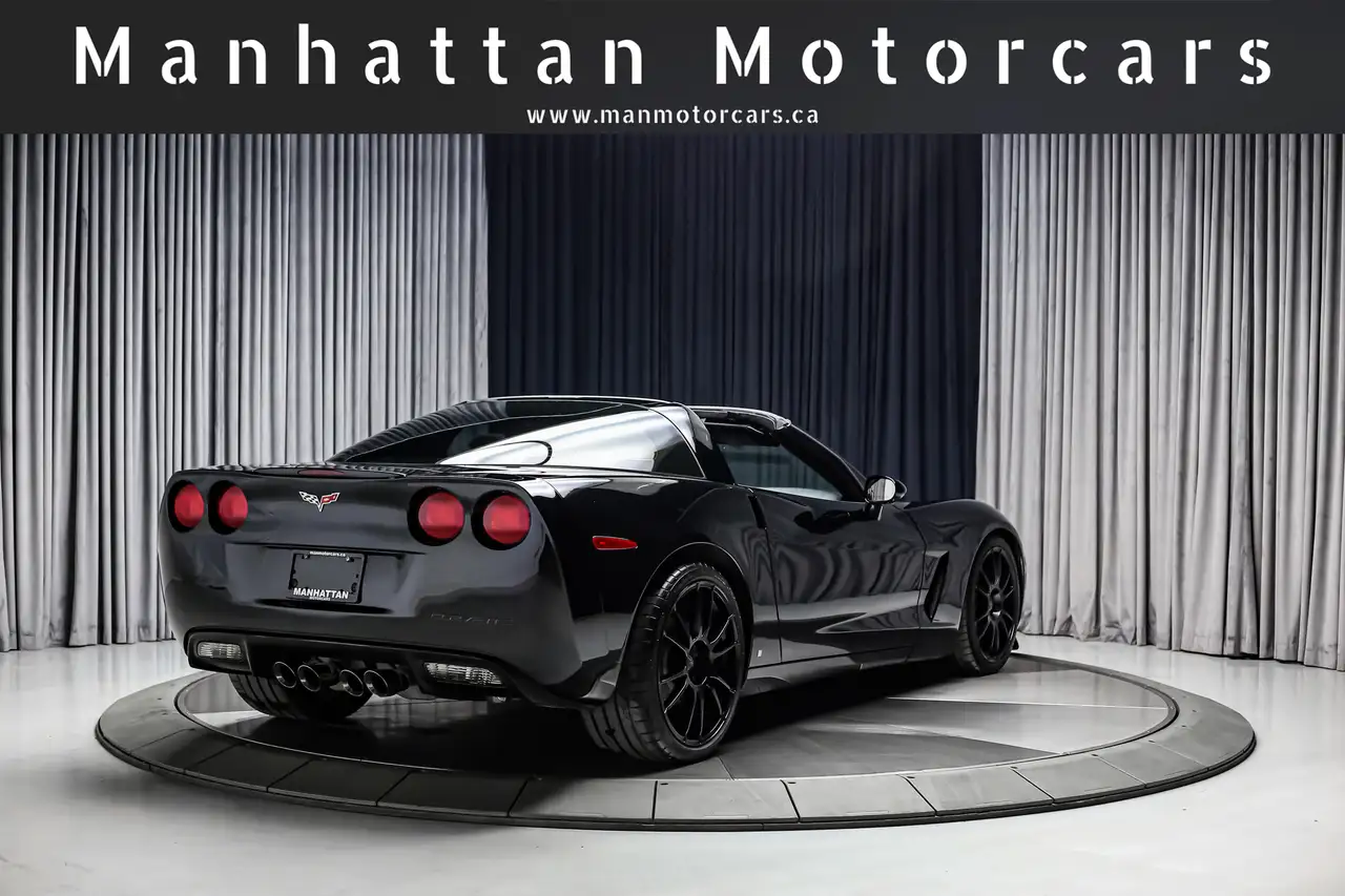 Chevrolet Corvette снимка Chevrolet Corvette