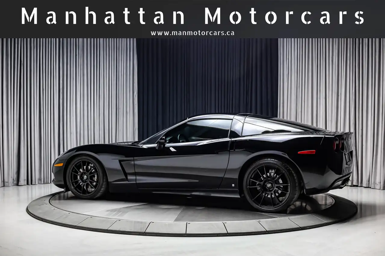 Chevrolet Corvette снимка Chevrolet Corvette