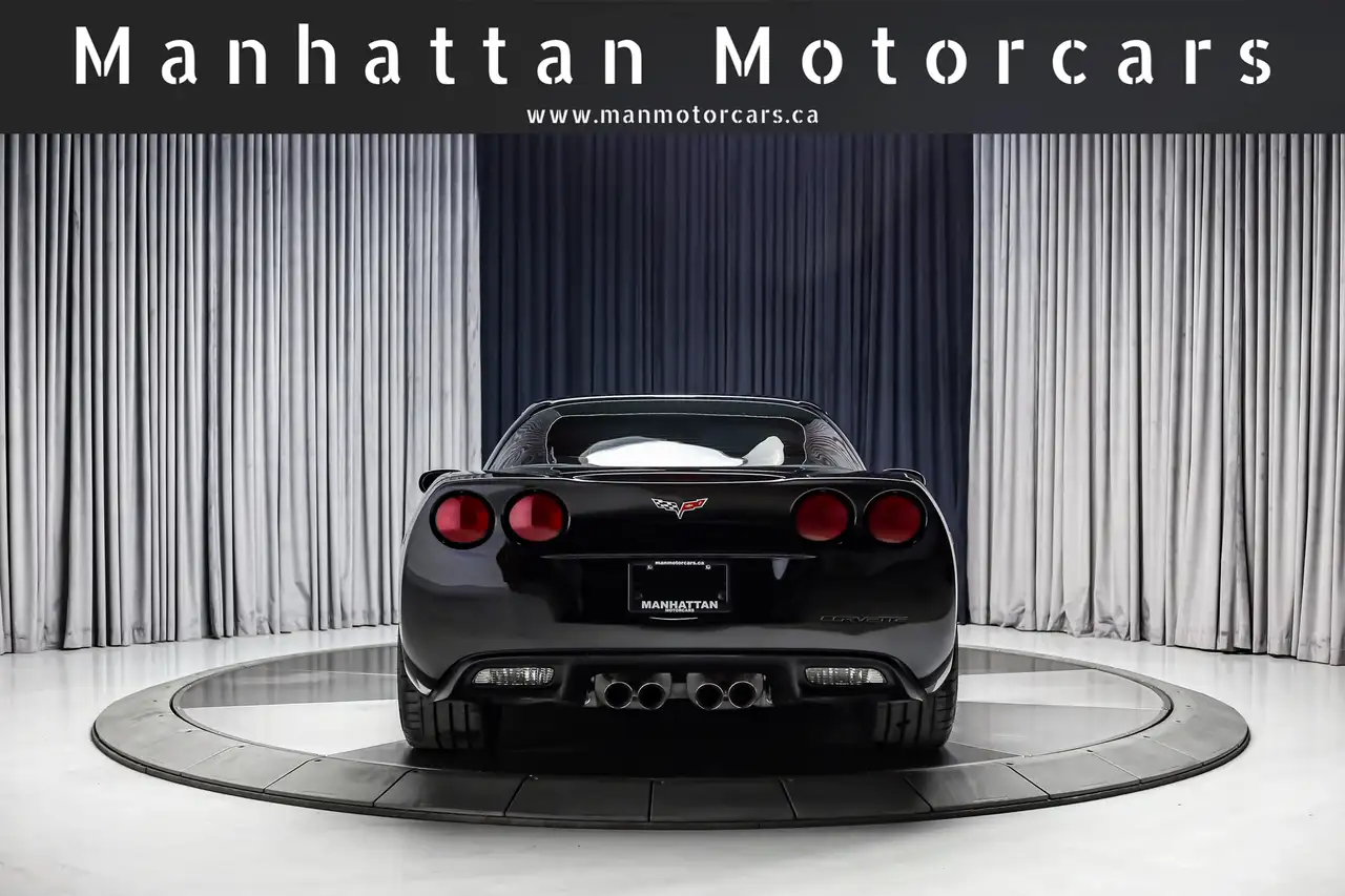 Chevrolet Corvette снимка Chevrolet Corvette