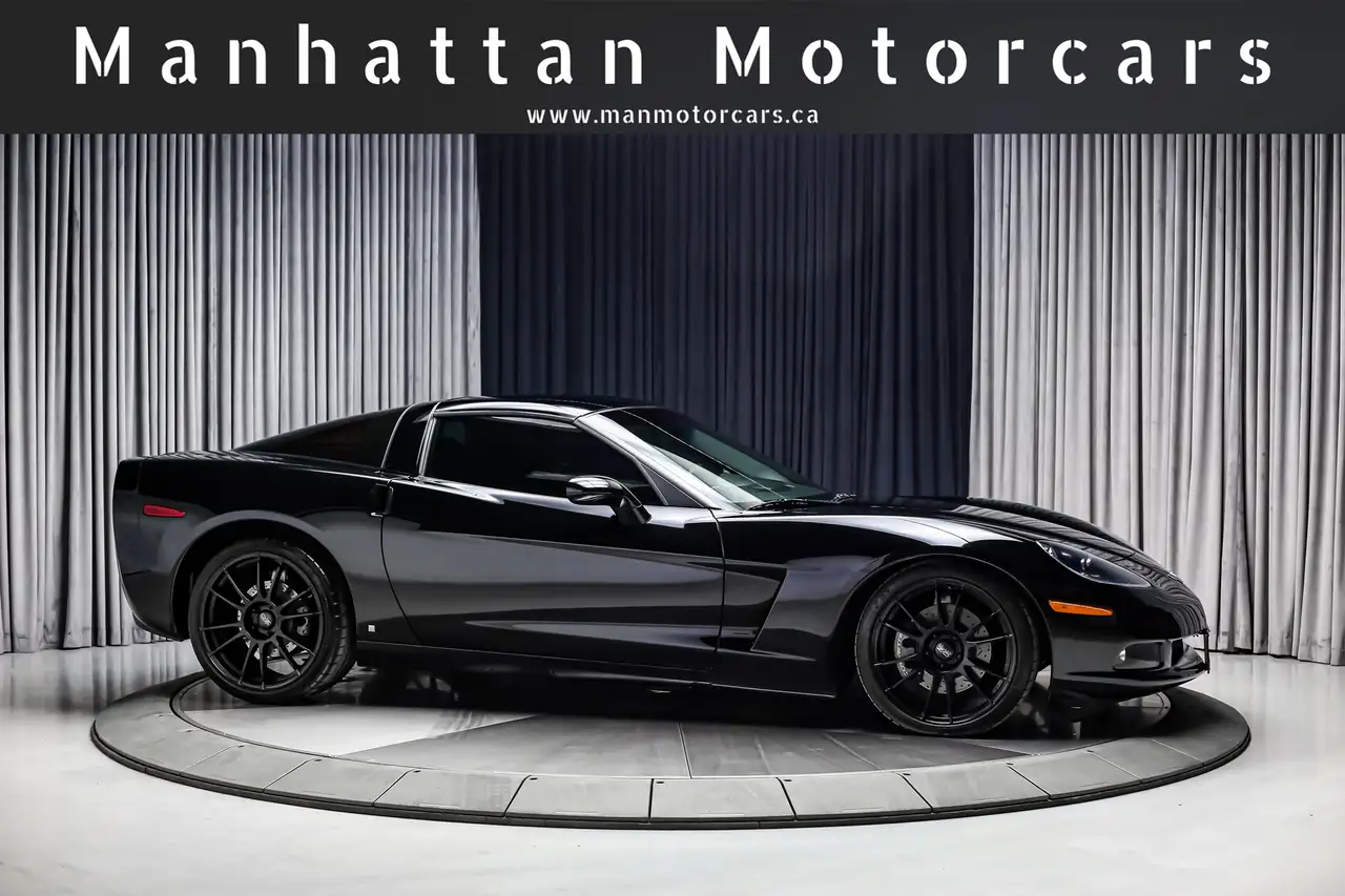Chevrolet Corvette снимка Chevrolet Corvette