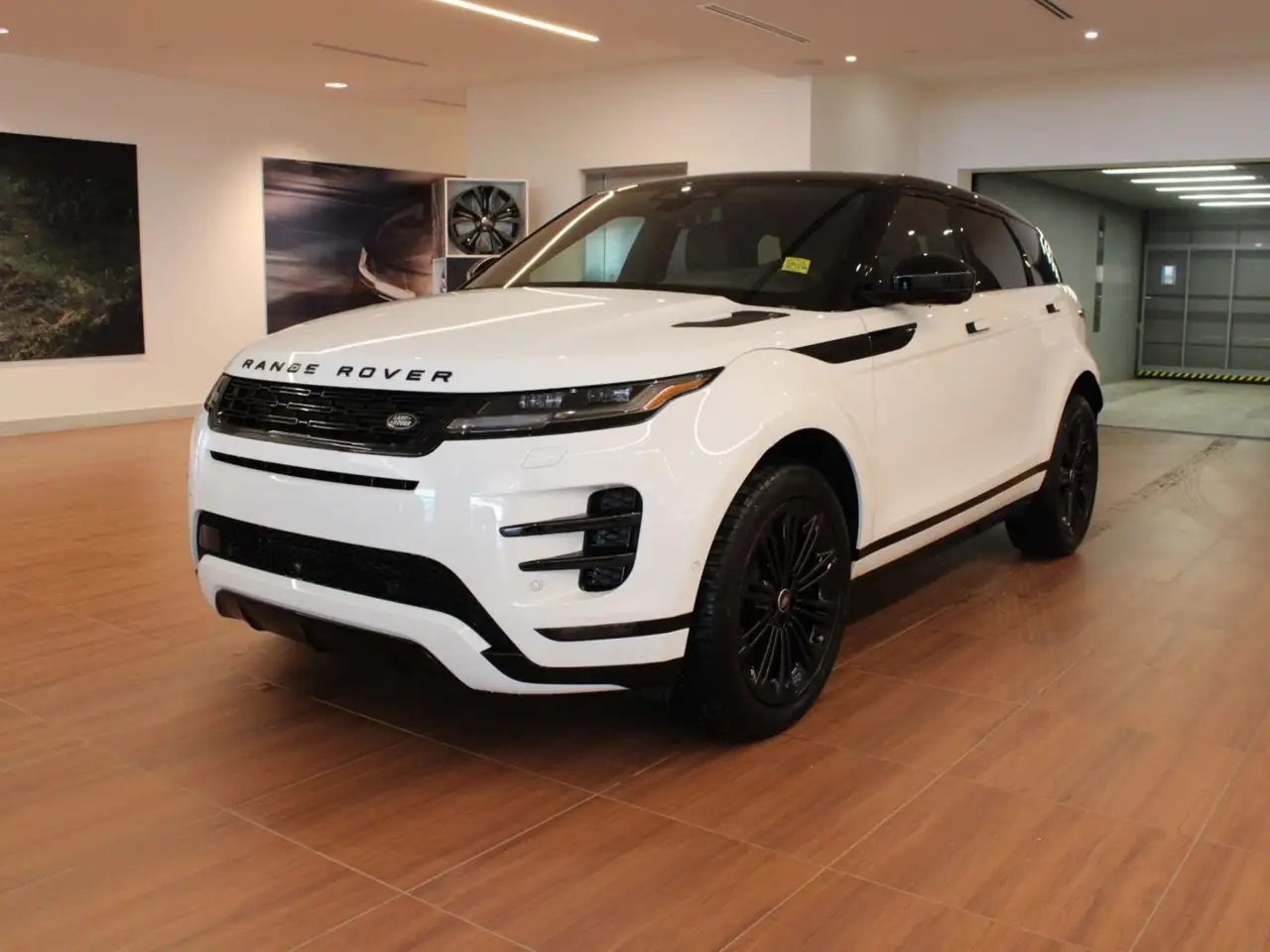 2026 Land Rover Range Rover Evoque