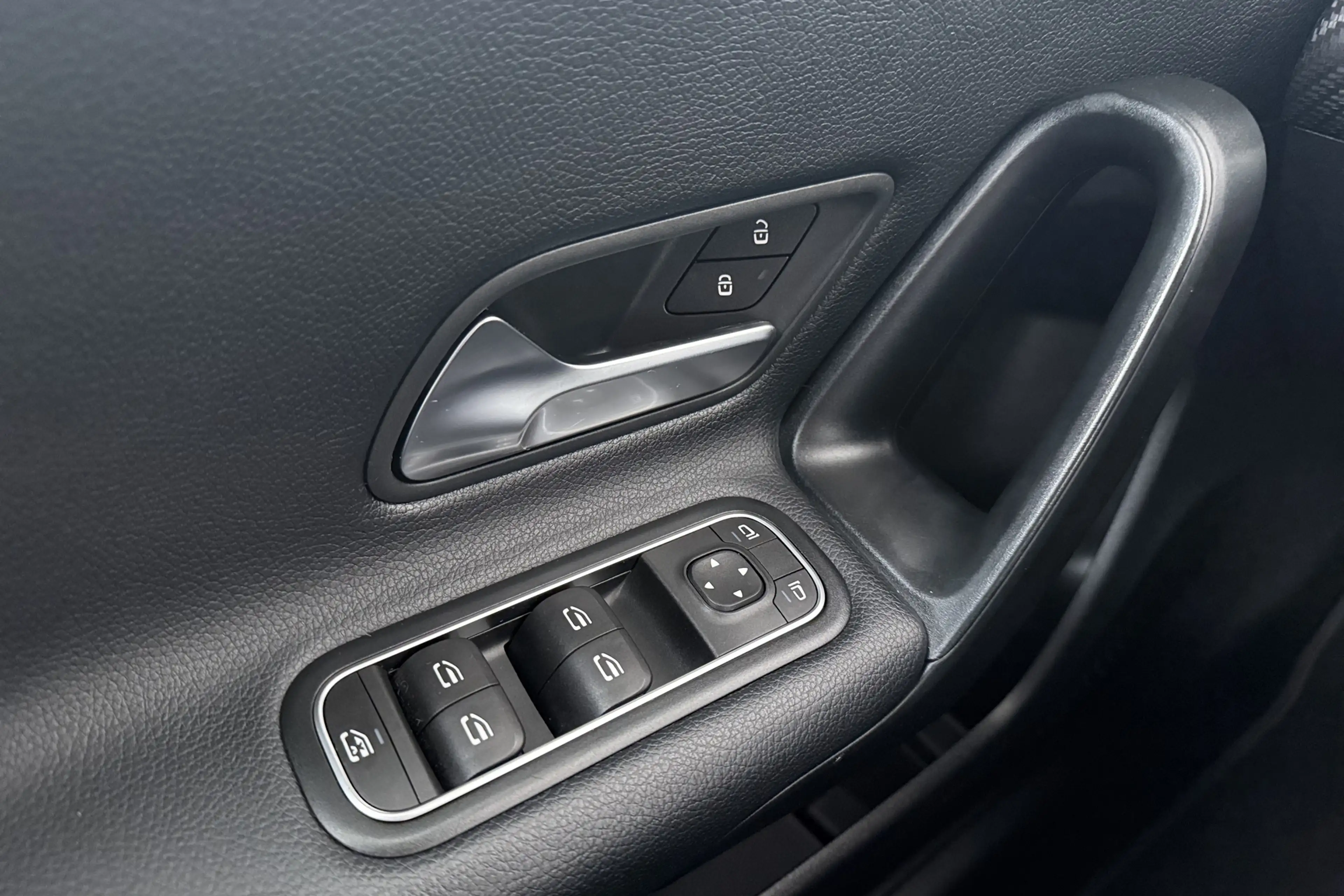 Mercedes-Benz A 200 164 PK Advantage Camera Carplay Climate Keyless — photo 16