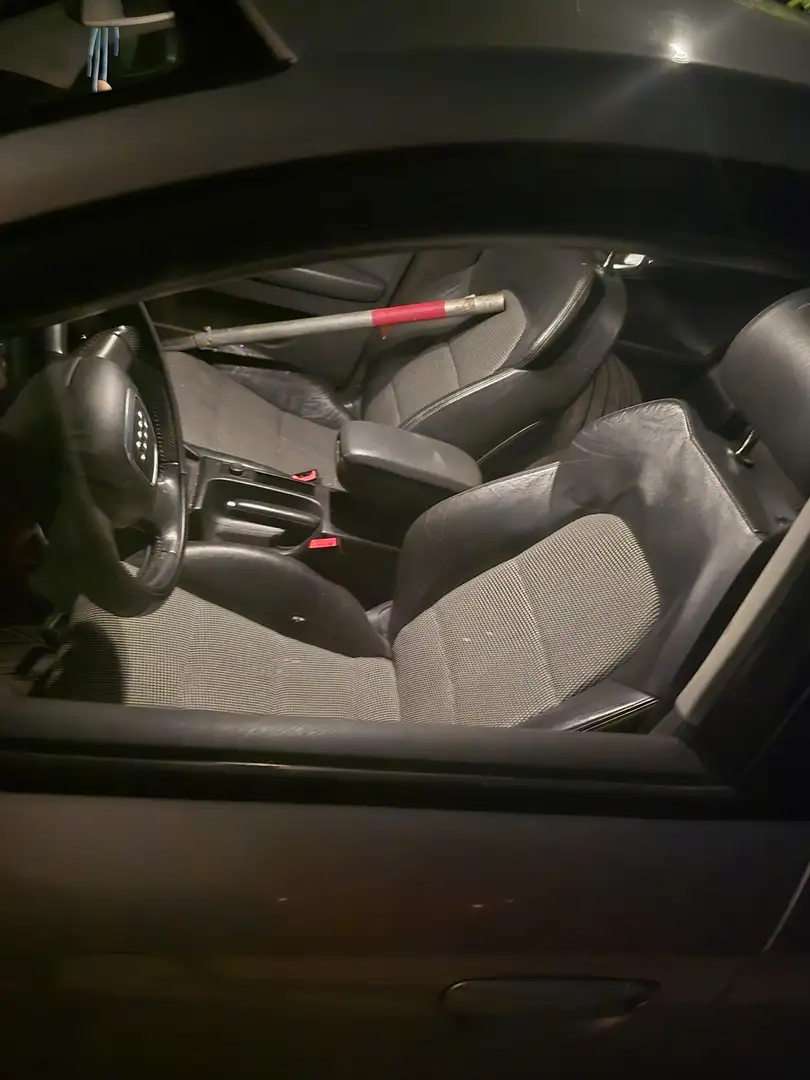 Audi A3 Ambition 2,0 TDI DPF DSG - 2