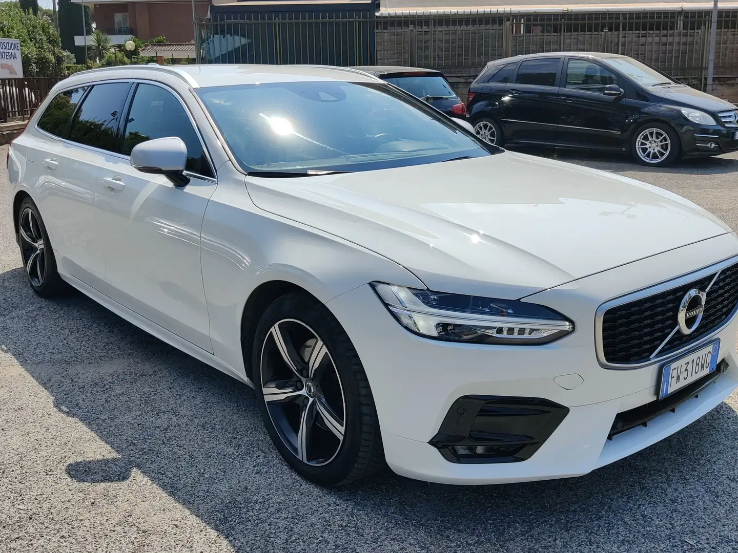 Volvo V90 V90 2.0 d3 R-design my19 N1 5 POSTI Bianco - 1