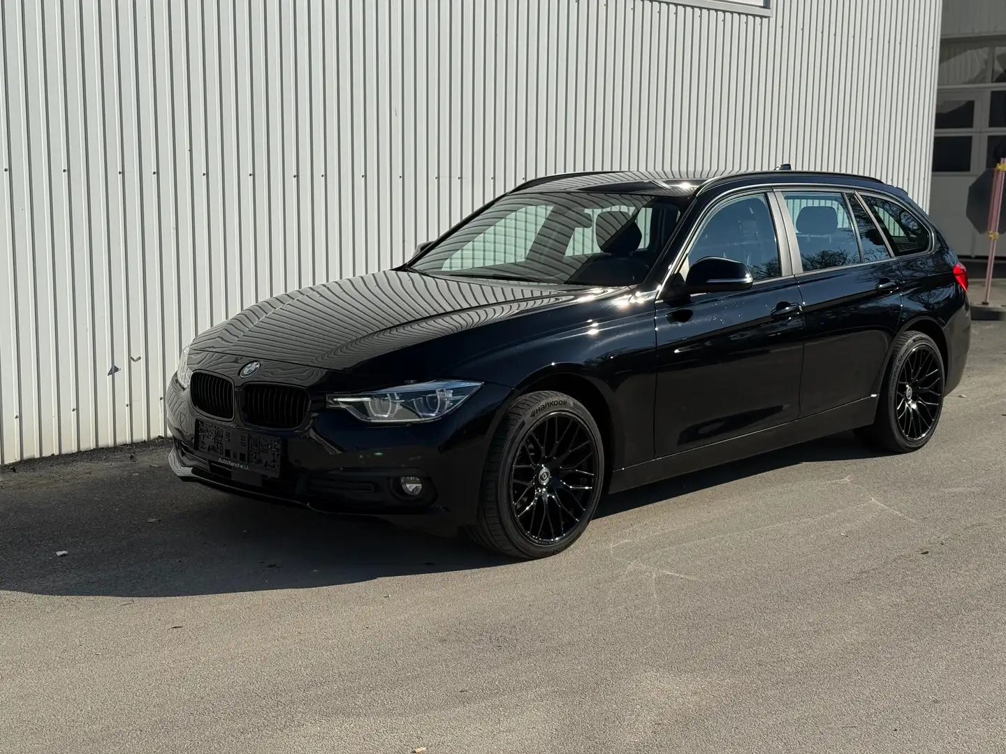 BMW 320 320 xd Export Schwarz - 1