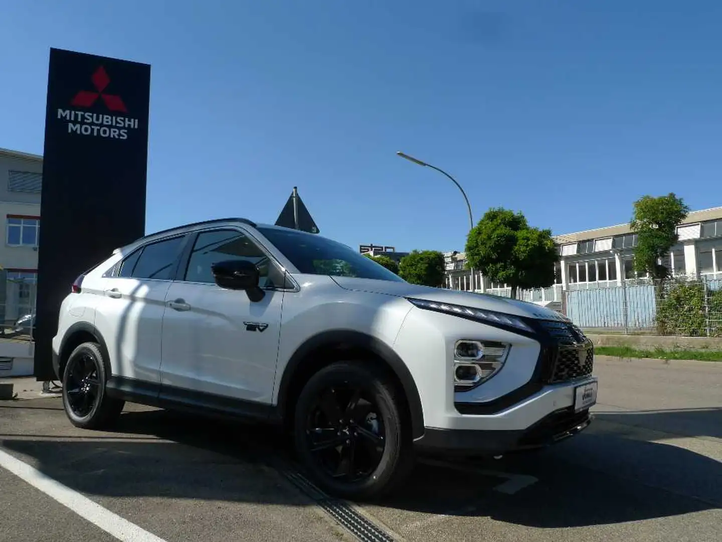 Mitsubishi Eclipse Cross Plug-in Hybrid Select Black 4WD Blanco - 1