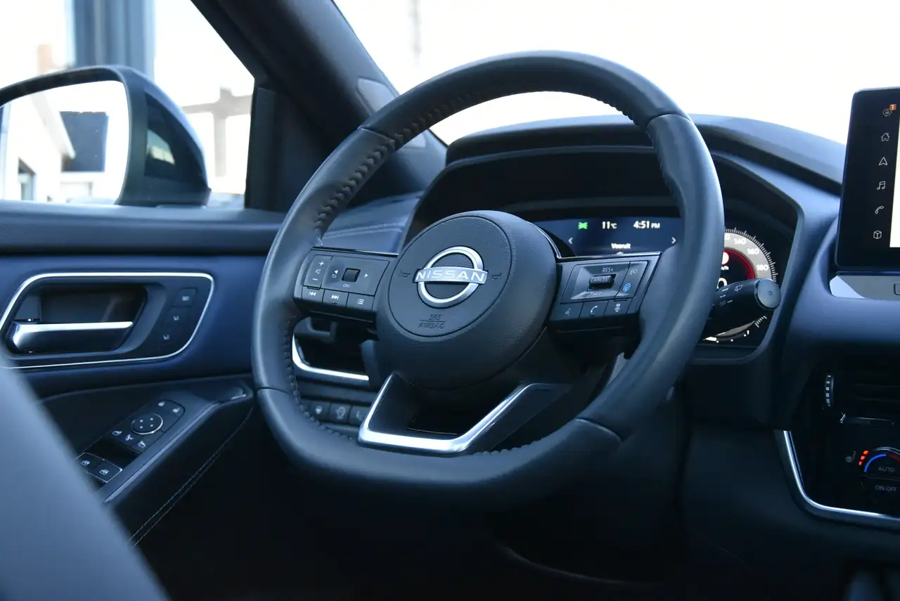 Nissan Qashqai 1.3 DIG-T MHEV Tekna Plus Xtronic*PANODAK*MEMORY* 17