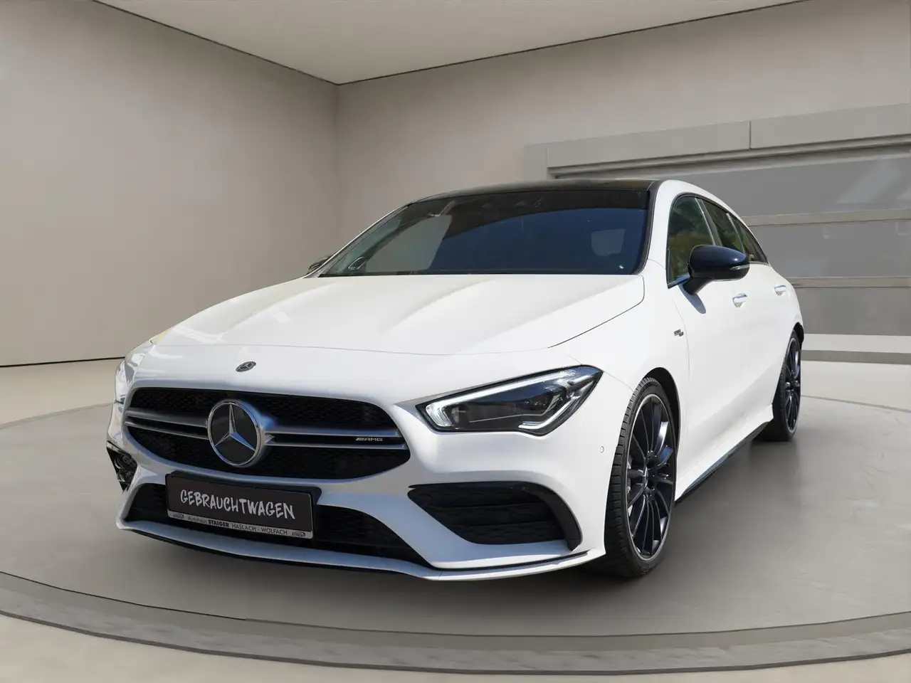Mercedes-Benz CLA 35 AMG