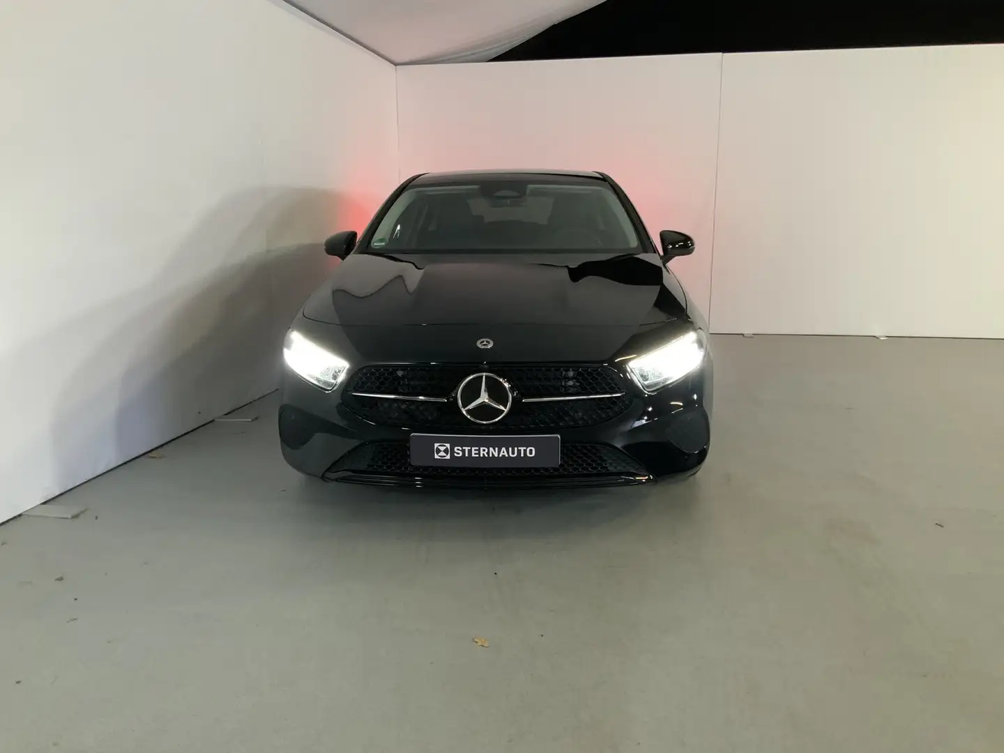 Mercedes-Benz A 180 A 180 Prog Night Sound Lenkradheiz AppleCarPlay Schwarz - 2