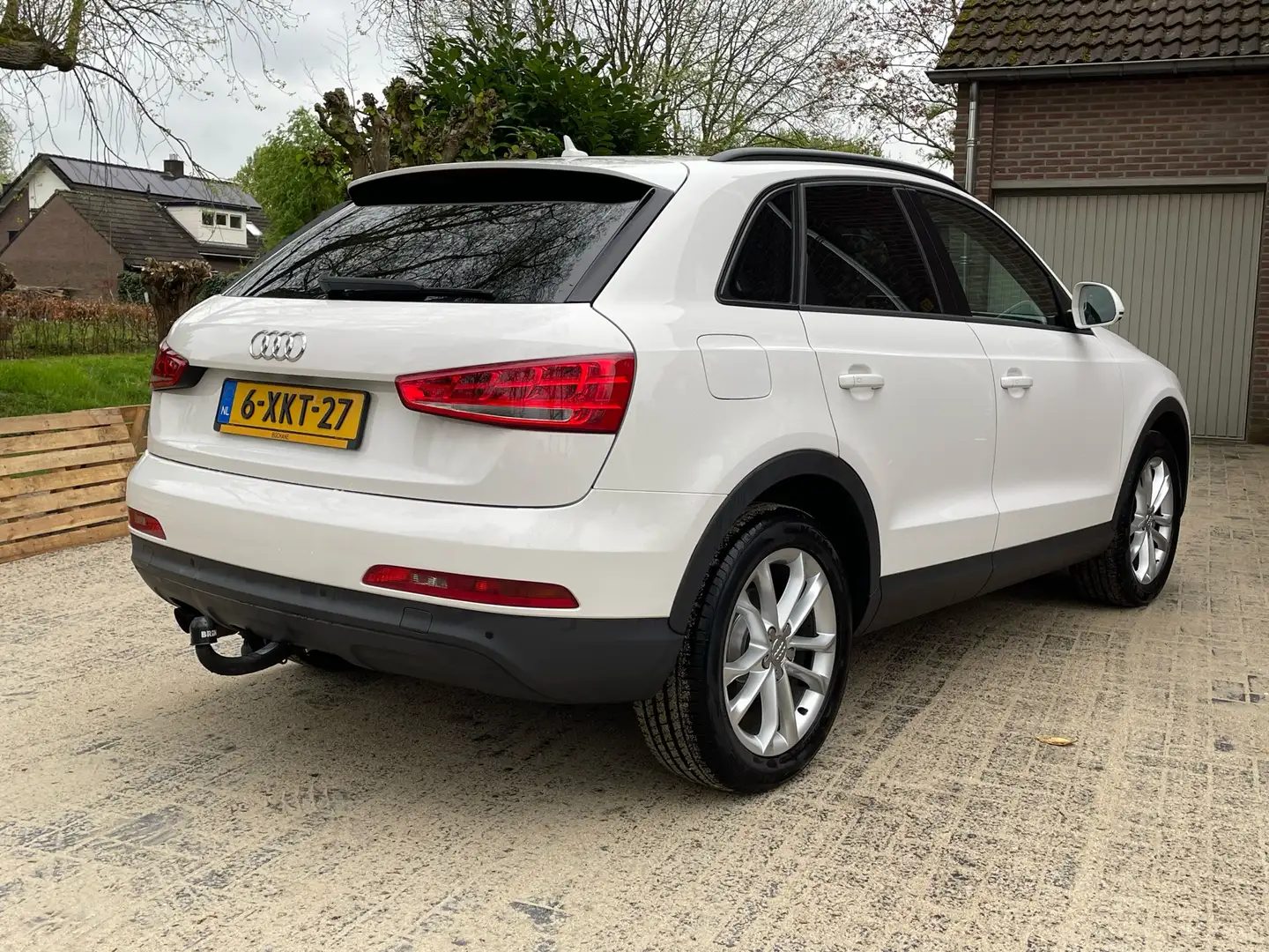 Audi Q3 1.4 TFSI Pro Line S-tronic Automaat/trekhaak Білий - 2