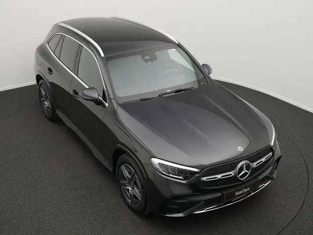 Mercedes-Benz GLC view 12