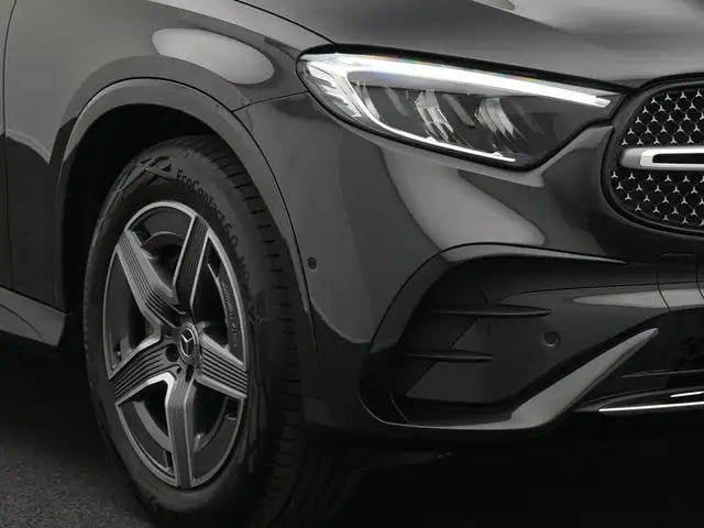 Mercedes-Benz GLC view 9