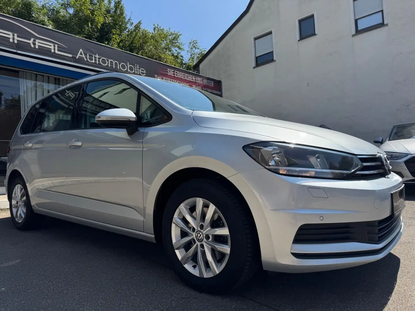 Volkswagen Touran Comfortline 2.0 TDI*DSG*Totwinkel*Navi* Silber - 2