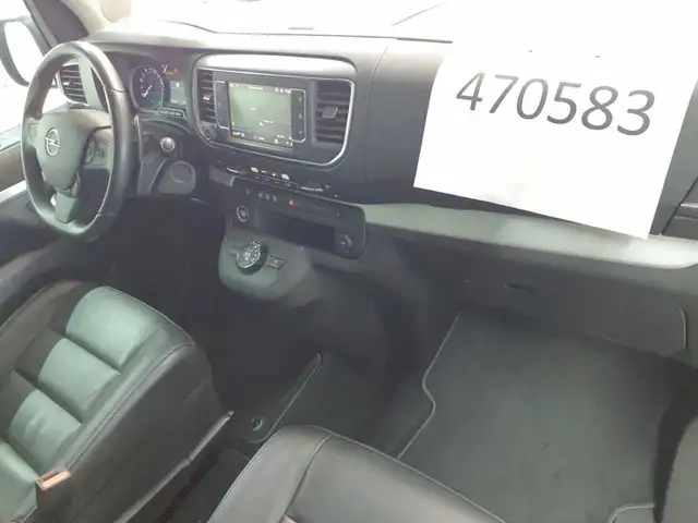 Opel Zafira view 12