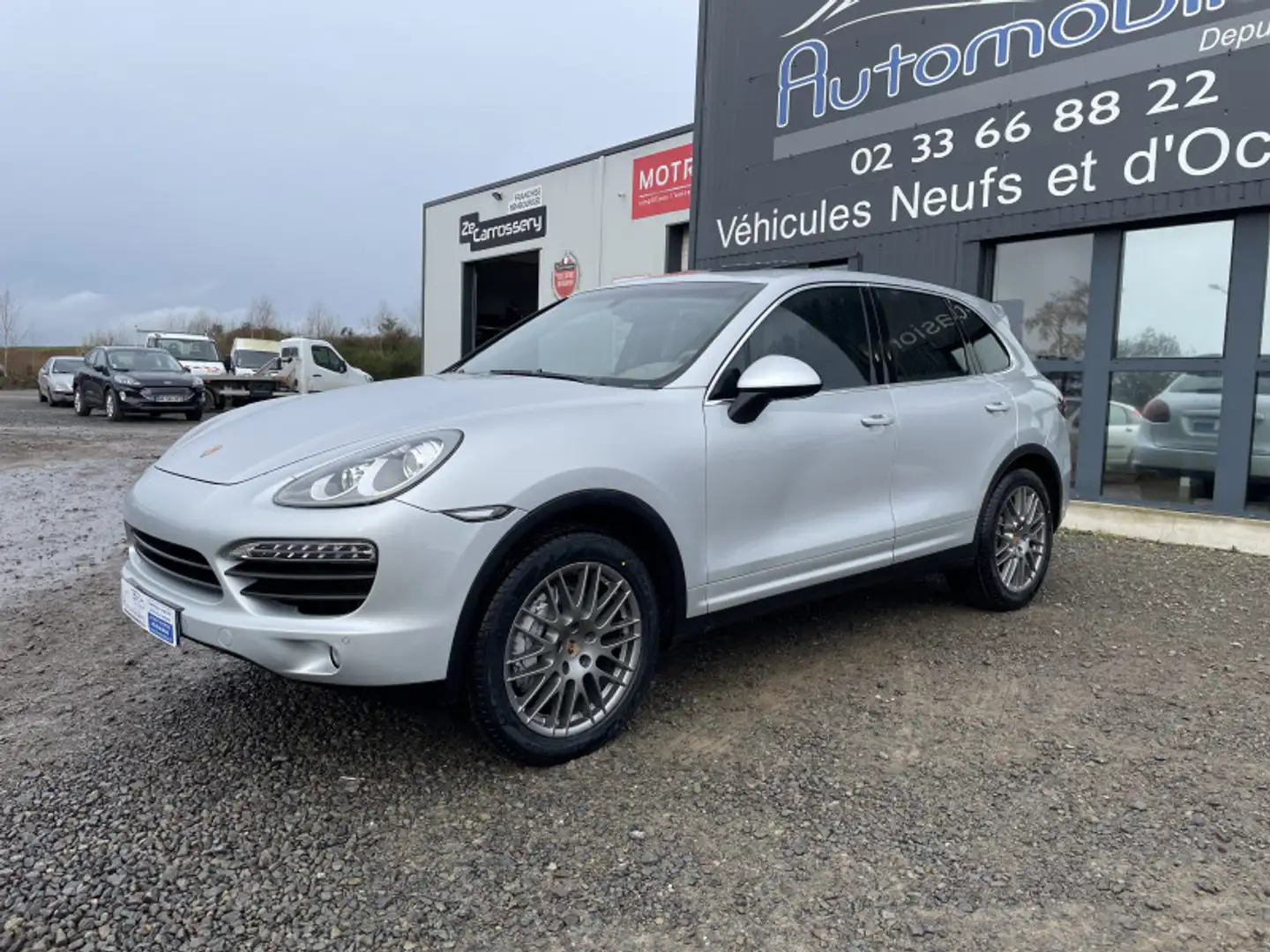 Porsche Cayenne (958) 4.2 385CH S DIESEL Grijs - 1